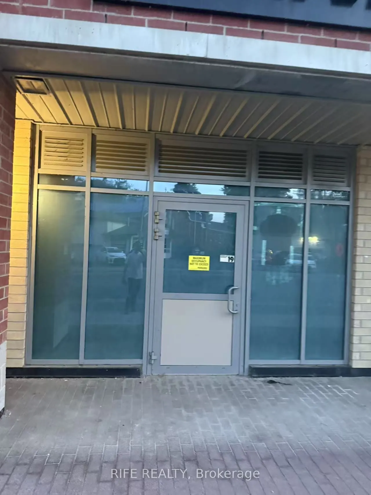 652 Princess Street, #120