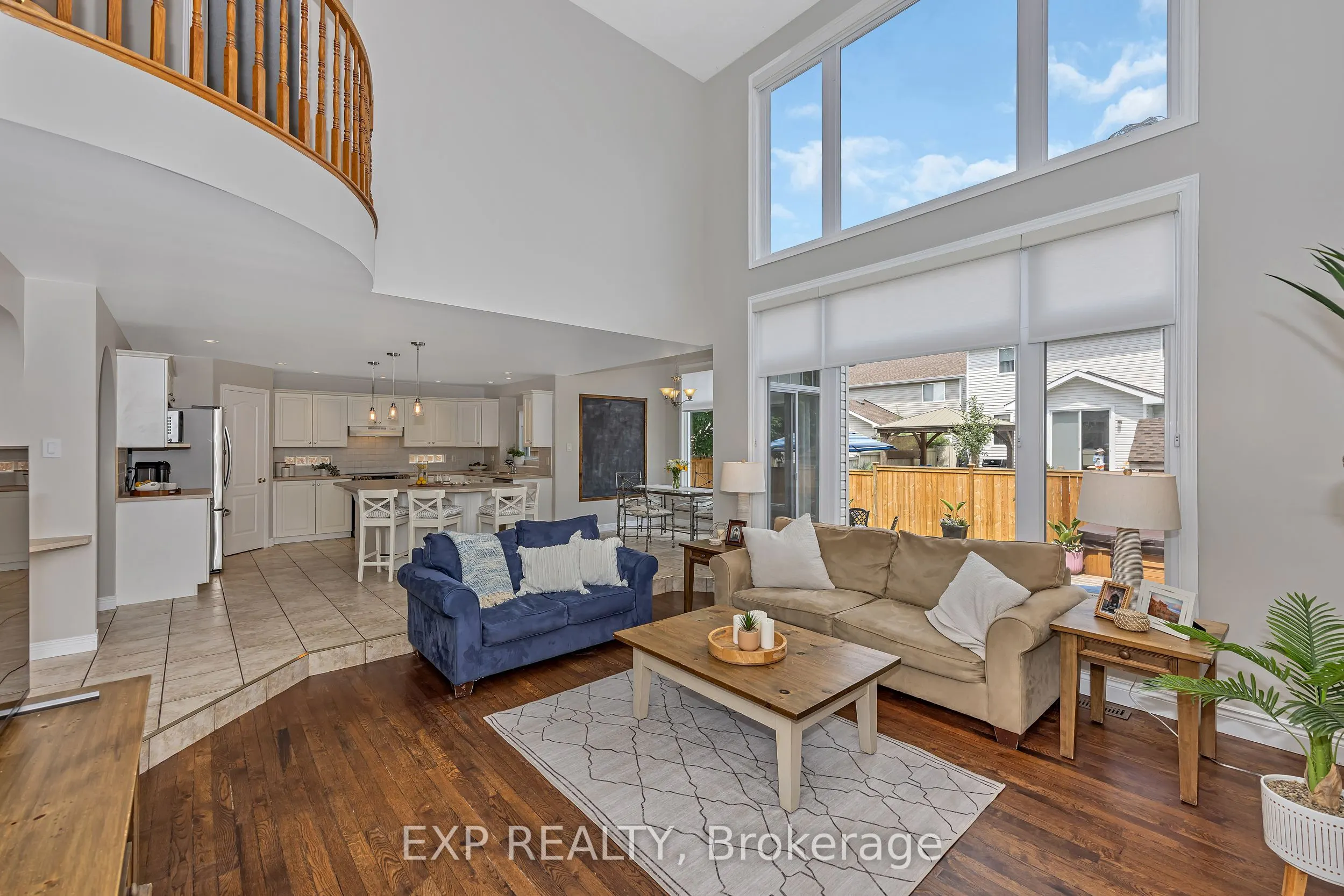 3722 Mountain Meadows Crescent N
