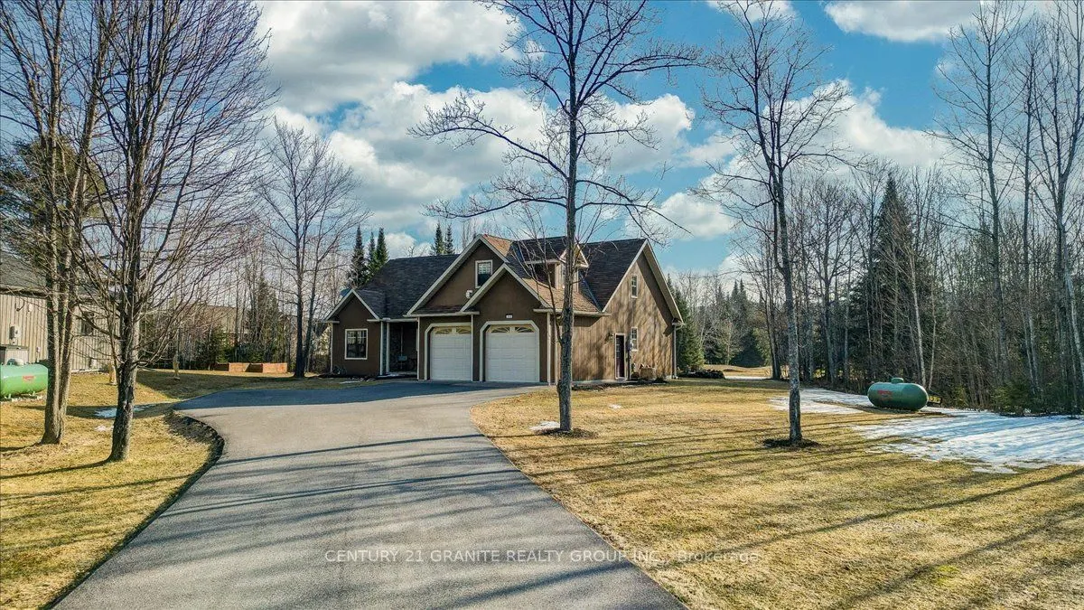 52 Nicklaus Drive