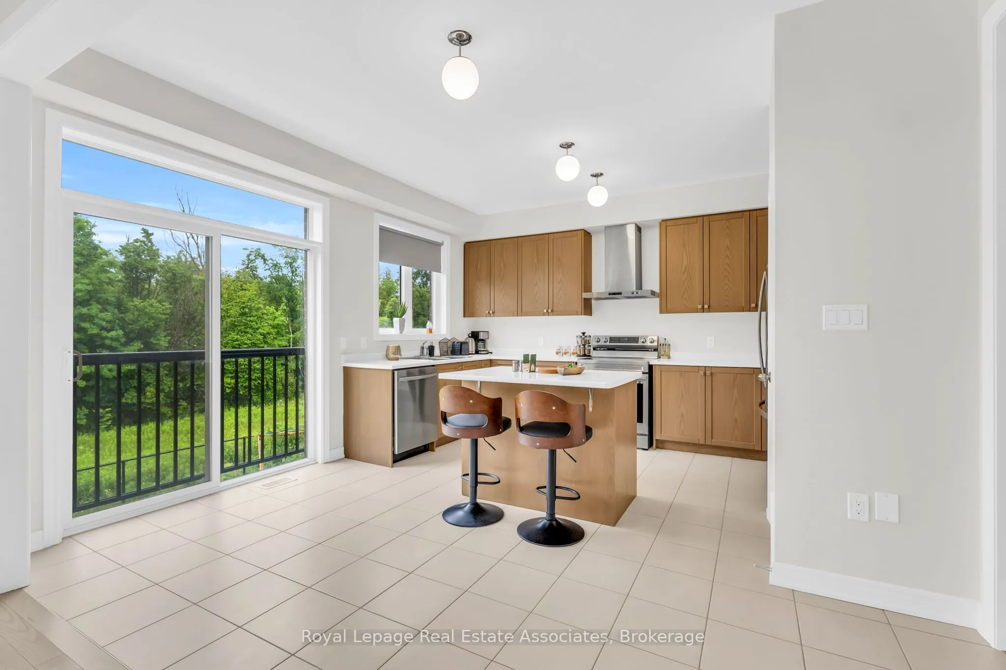 343 Leanne Lane