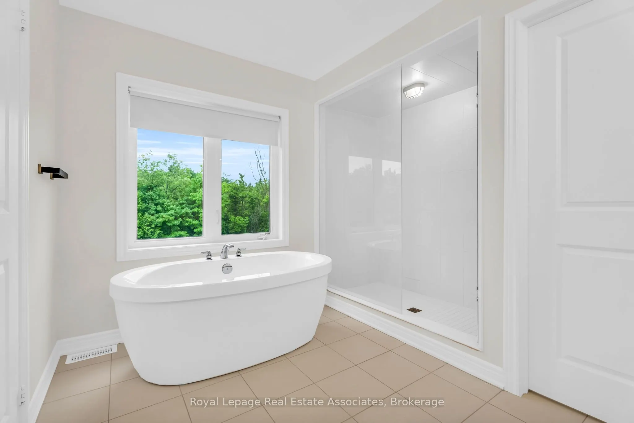 343 Leanne Lane