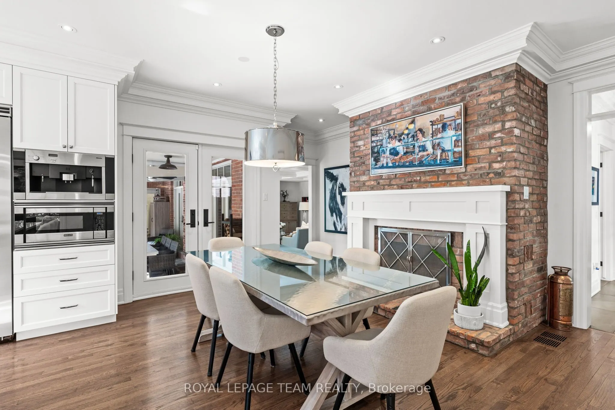 5572 Carrison Drive
