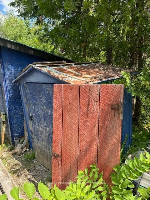 1019 Spring Valley Road