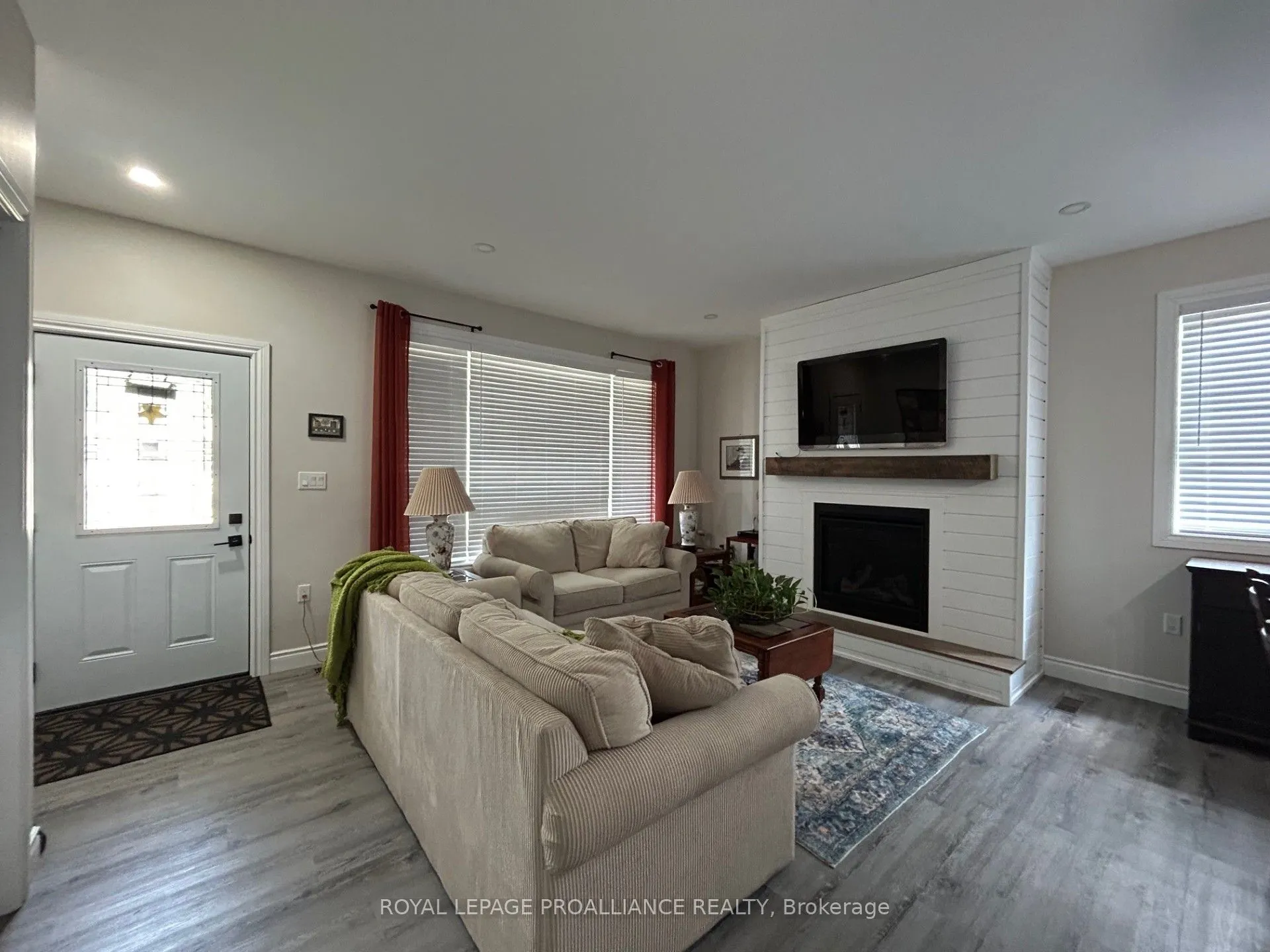 47 South Maloney St Street N