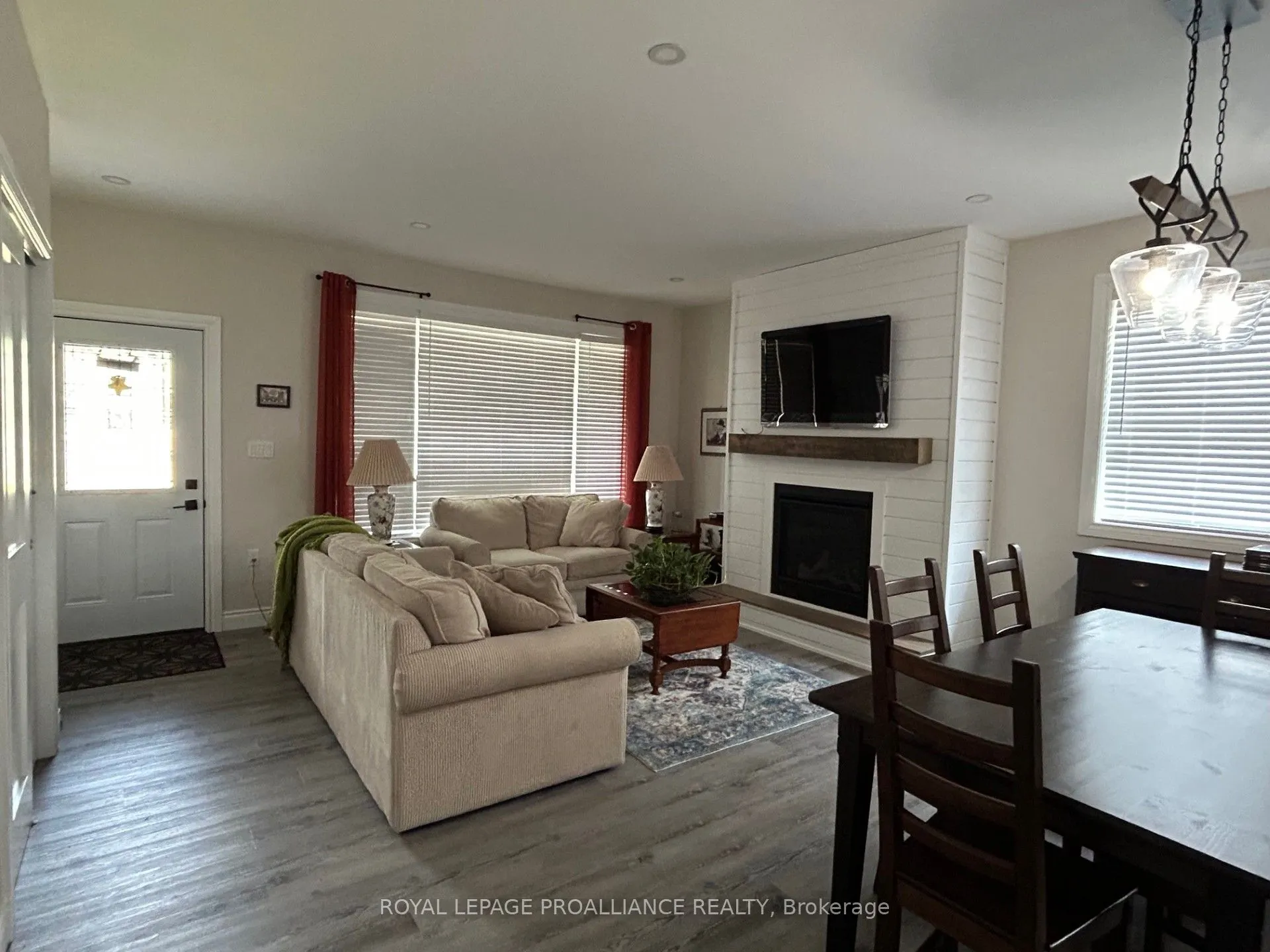 47 South Maloney St Street N