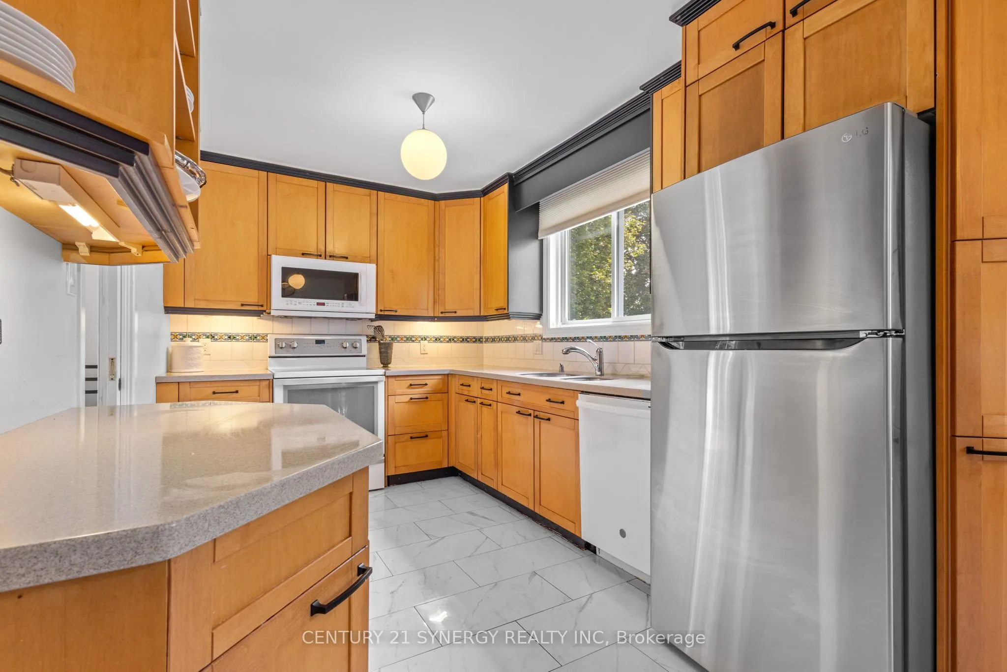 14 Silver Aspen Crescent