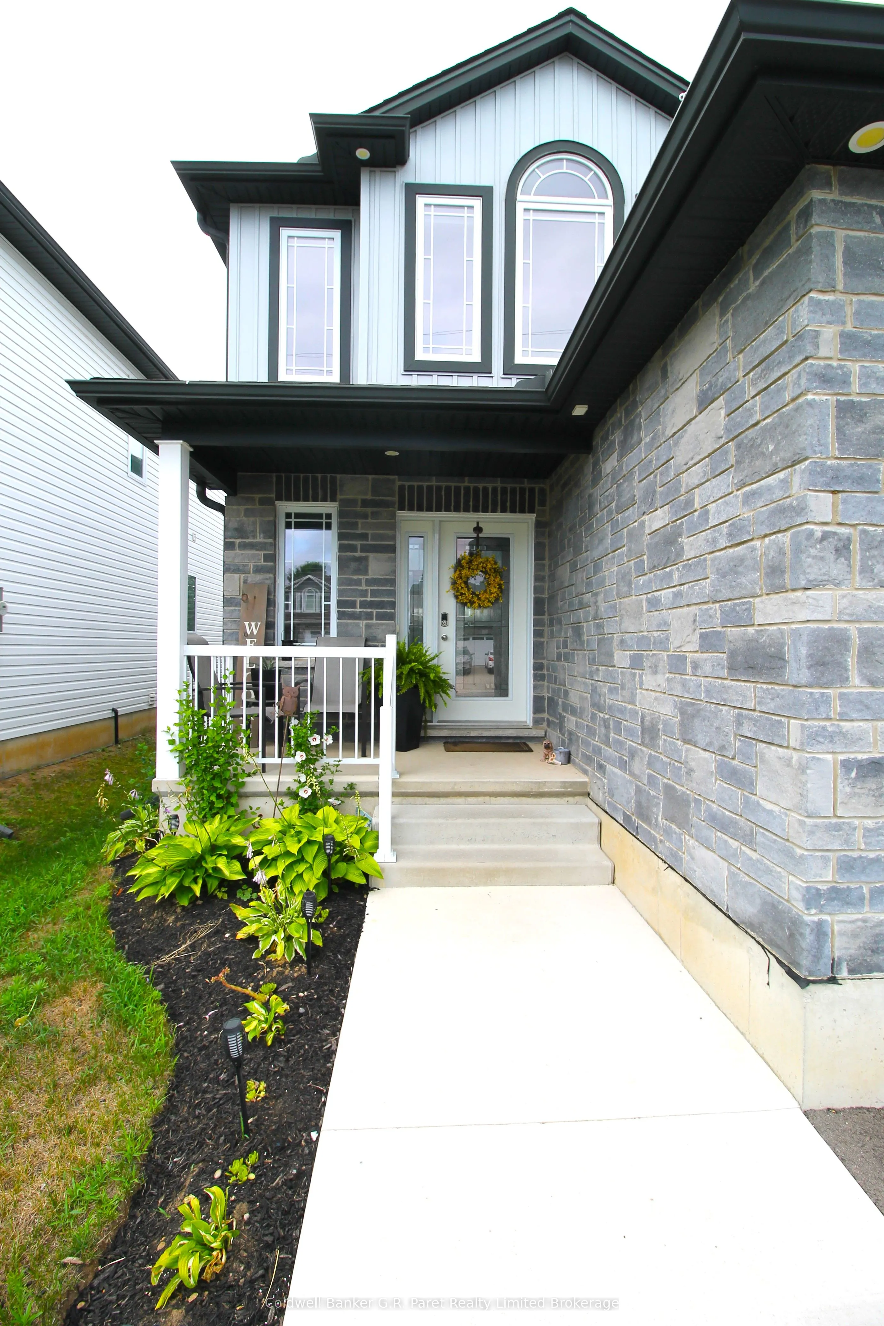 20 Sandy Court