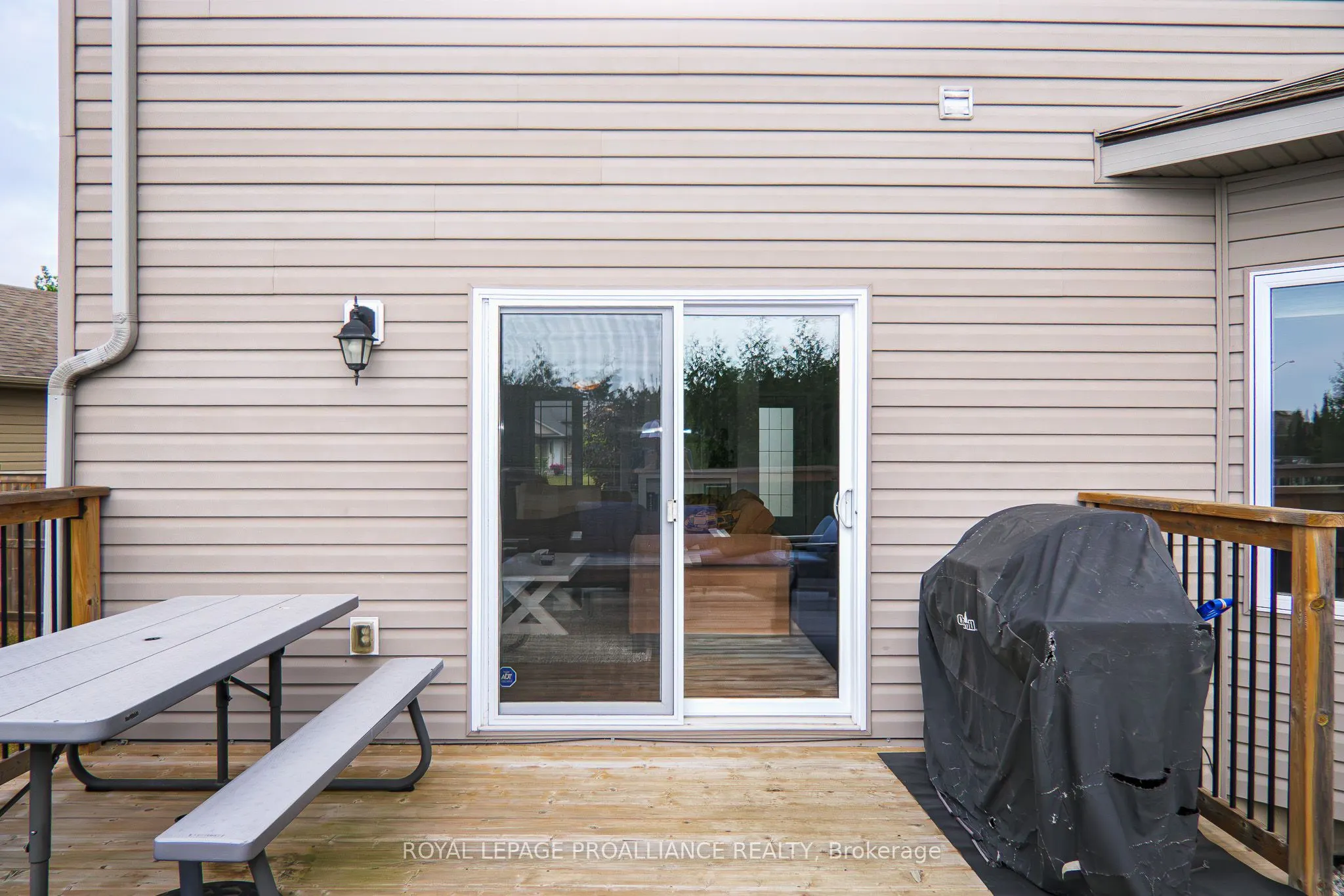 14 Pier Drive