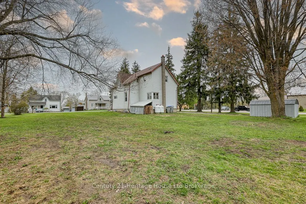 4597 Perth County Rd 135 Road
