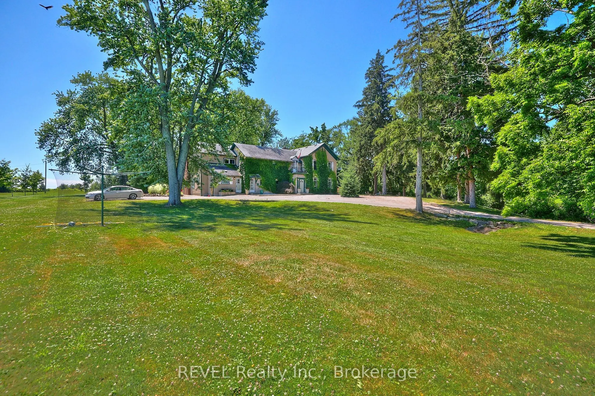 1171 Mcnab Road