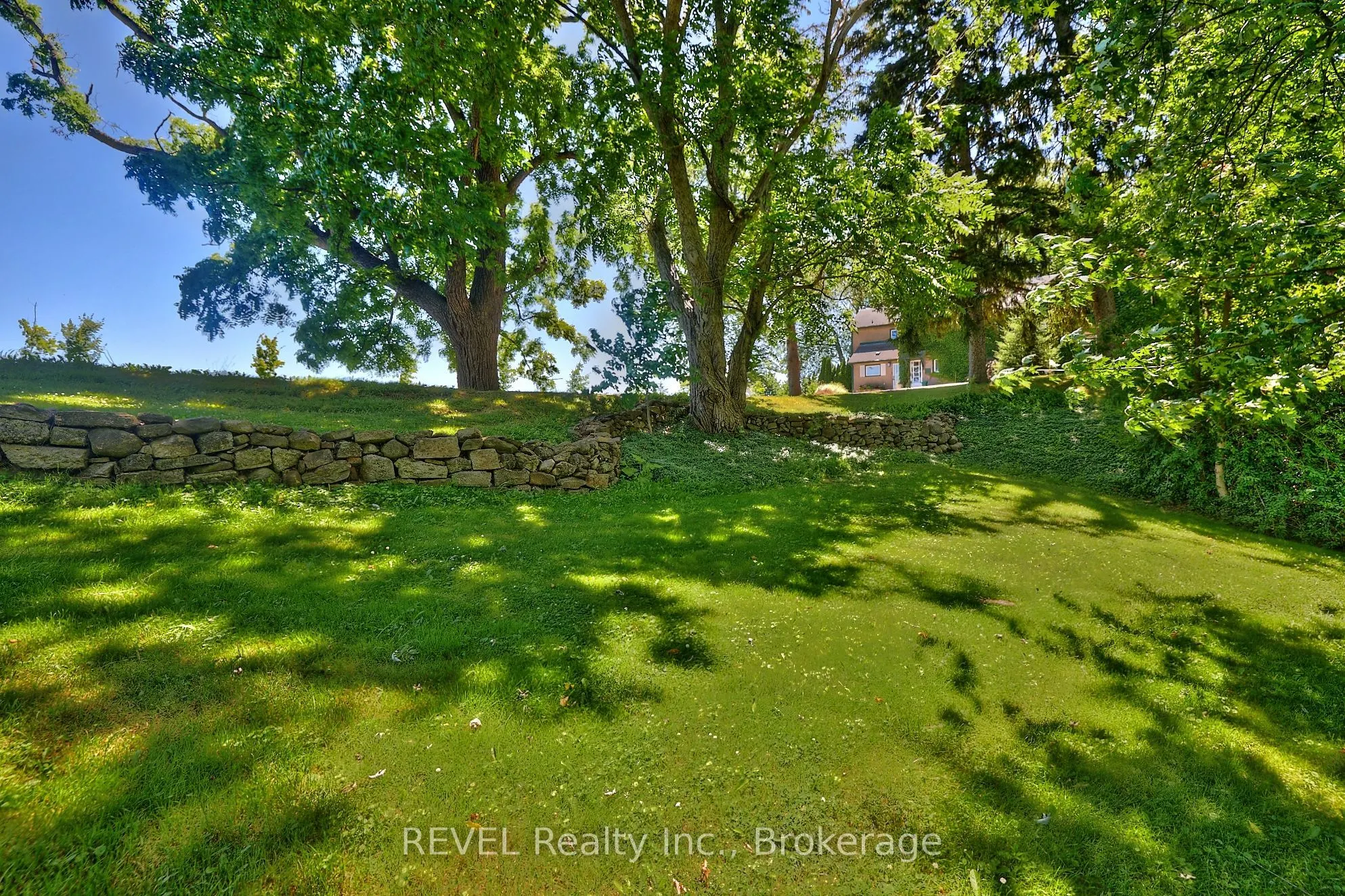 1171 Mcnab Road