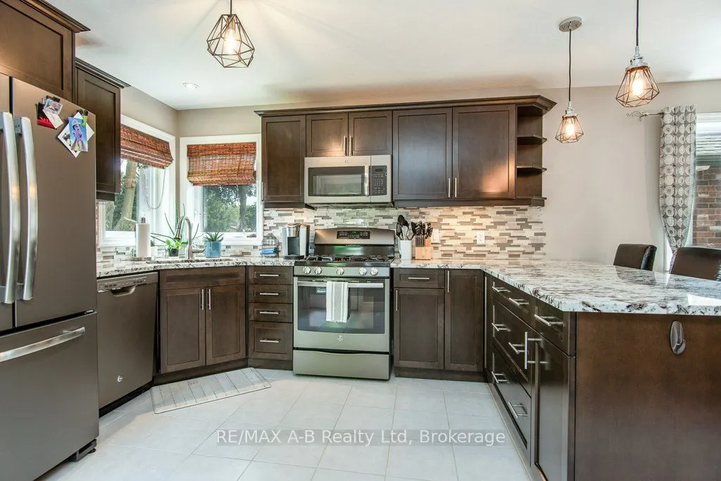 86 Jacob Street W