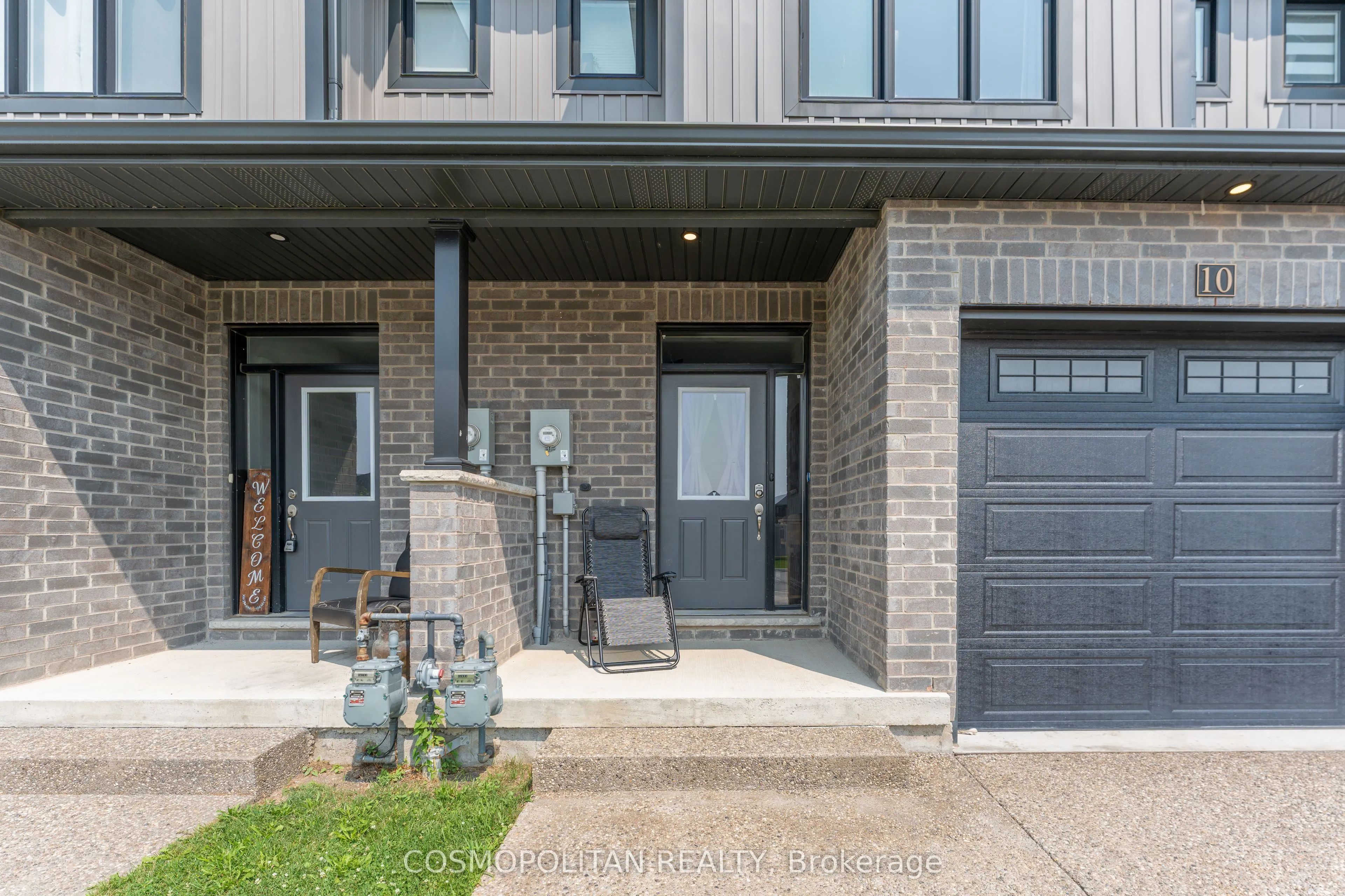 10 Spring Crest Way