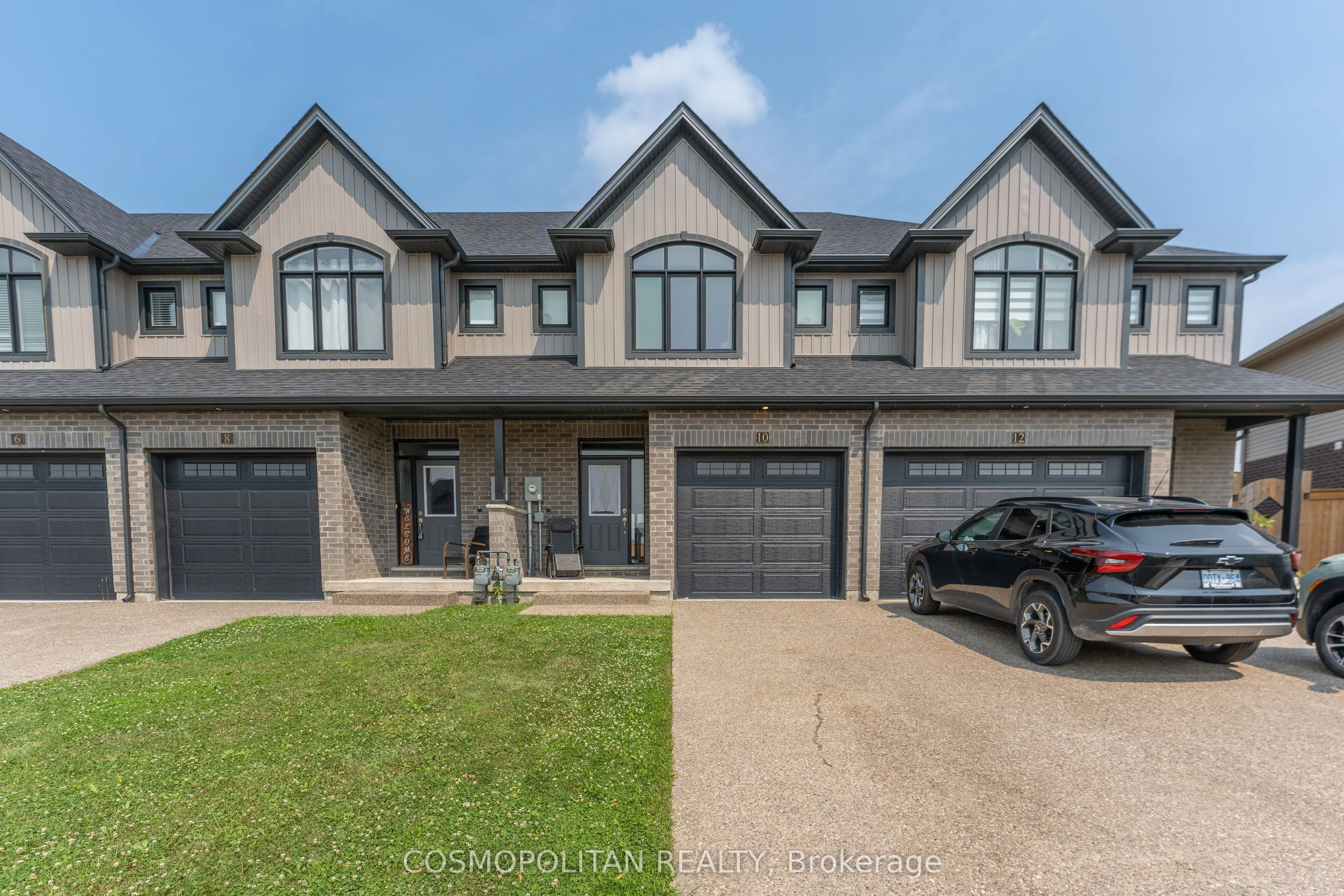 10 Spring Crest Way