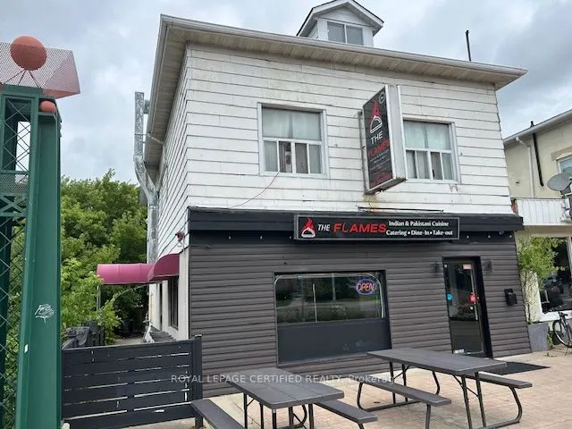 81 King Street E