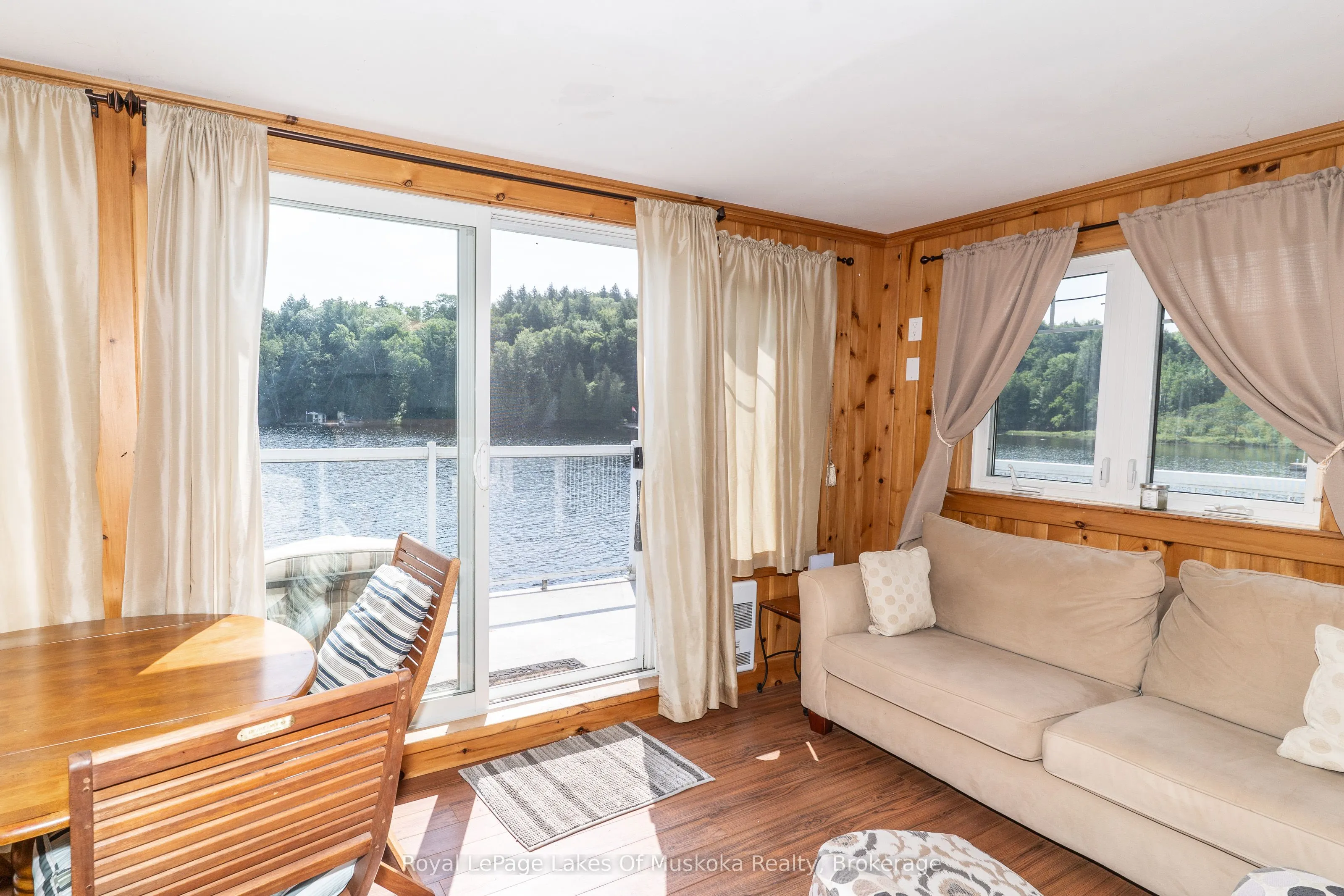 1024/1025 White Pines Road