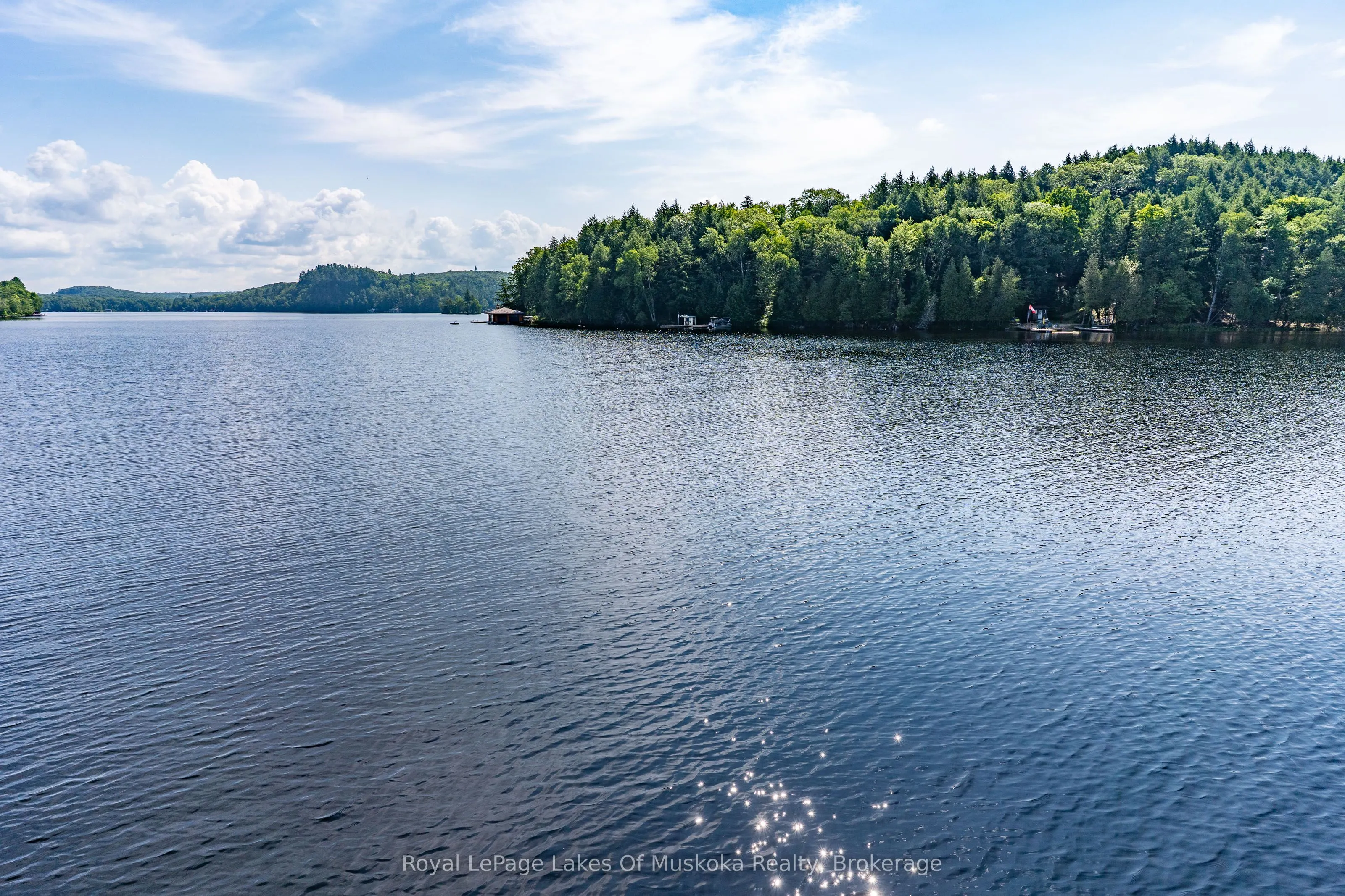1024/1025 White Pines Road