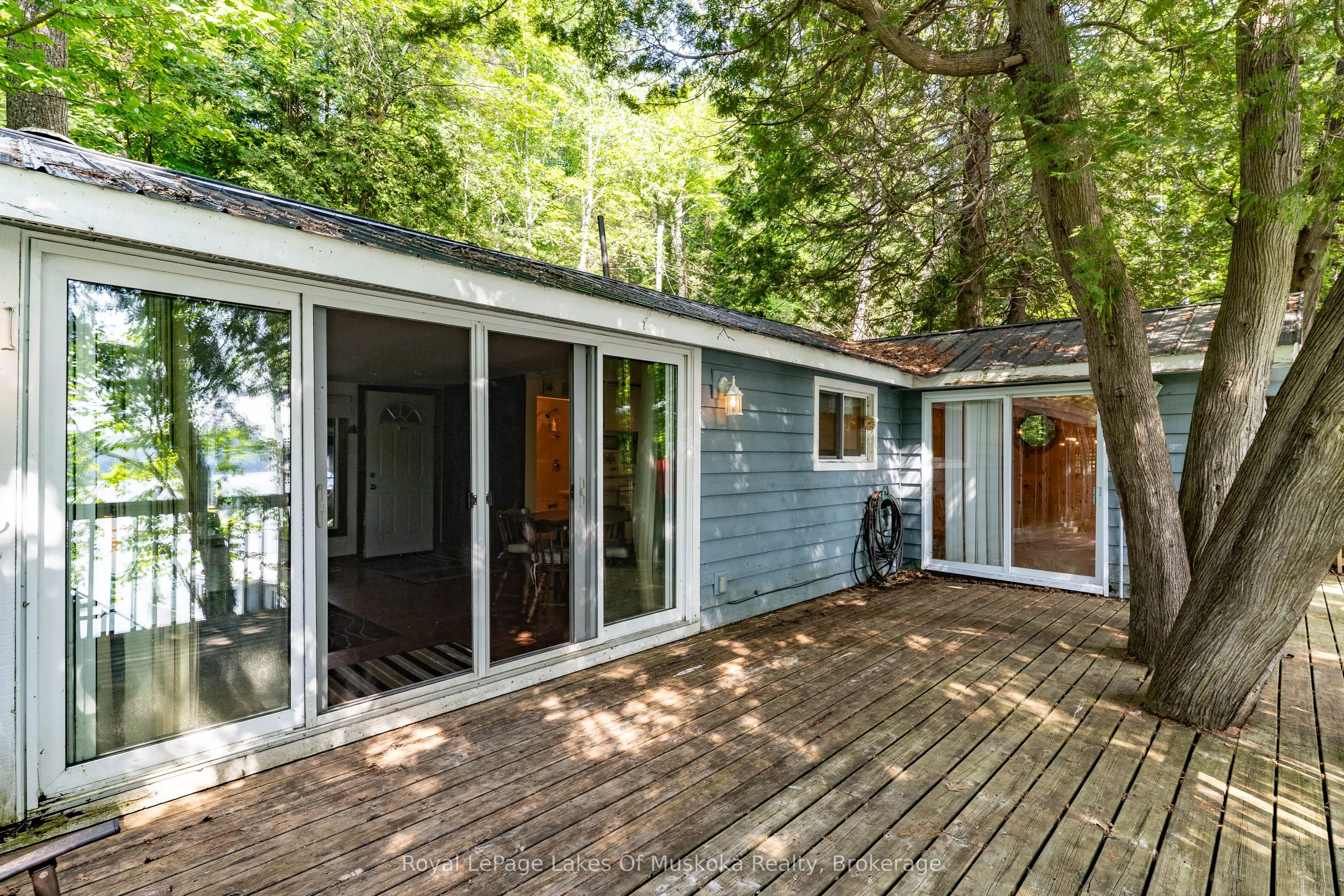 1024/1025 White Pines Road