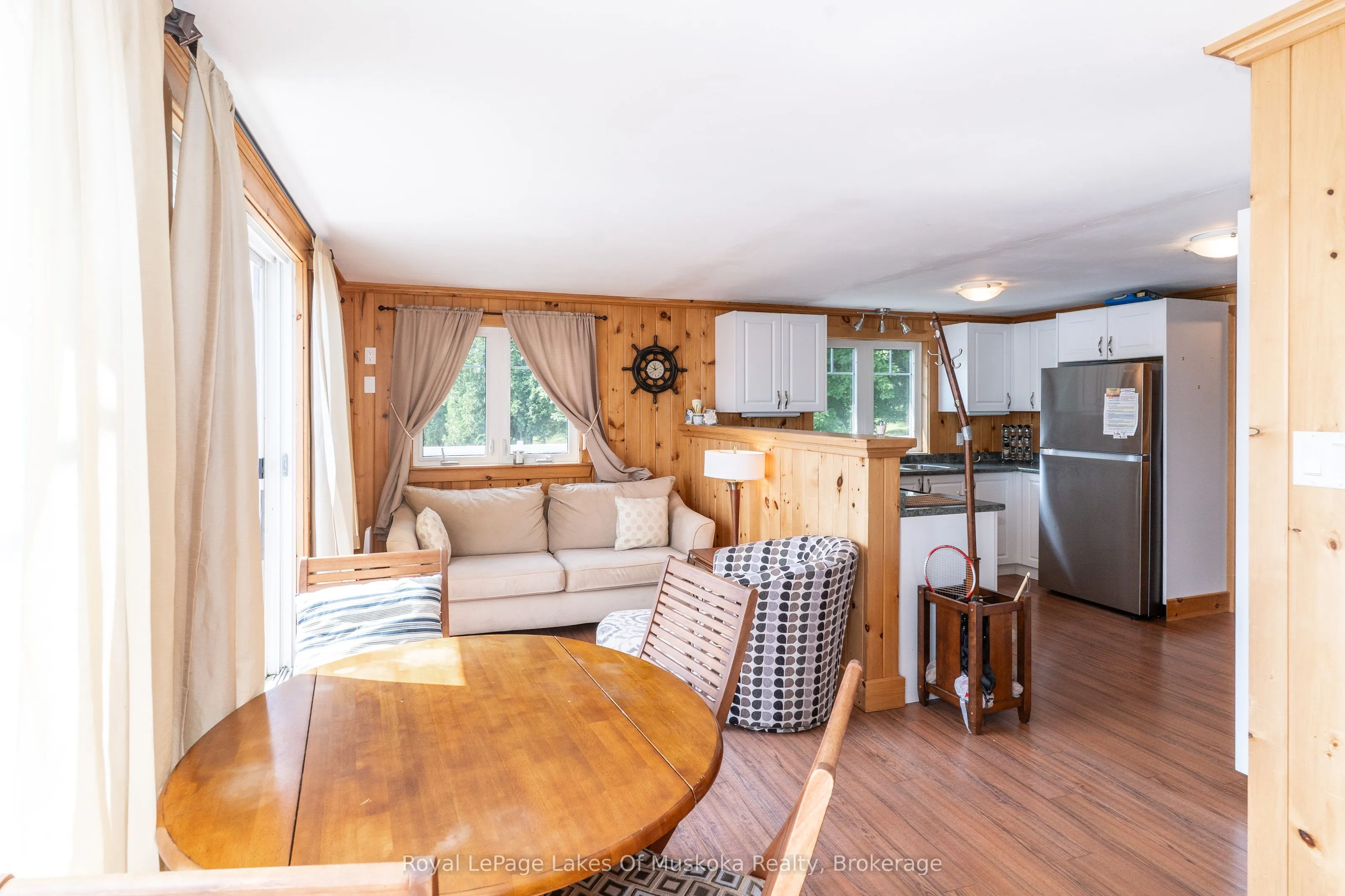 1024/1025 White Pines Road