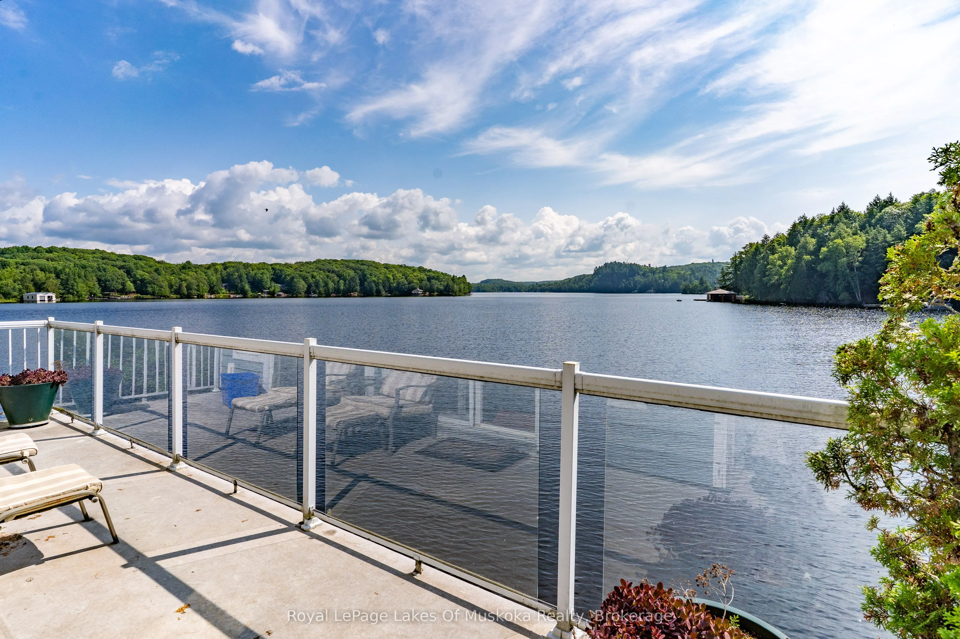 1024/1025 White Pines Road