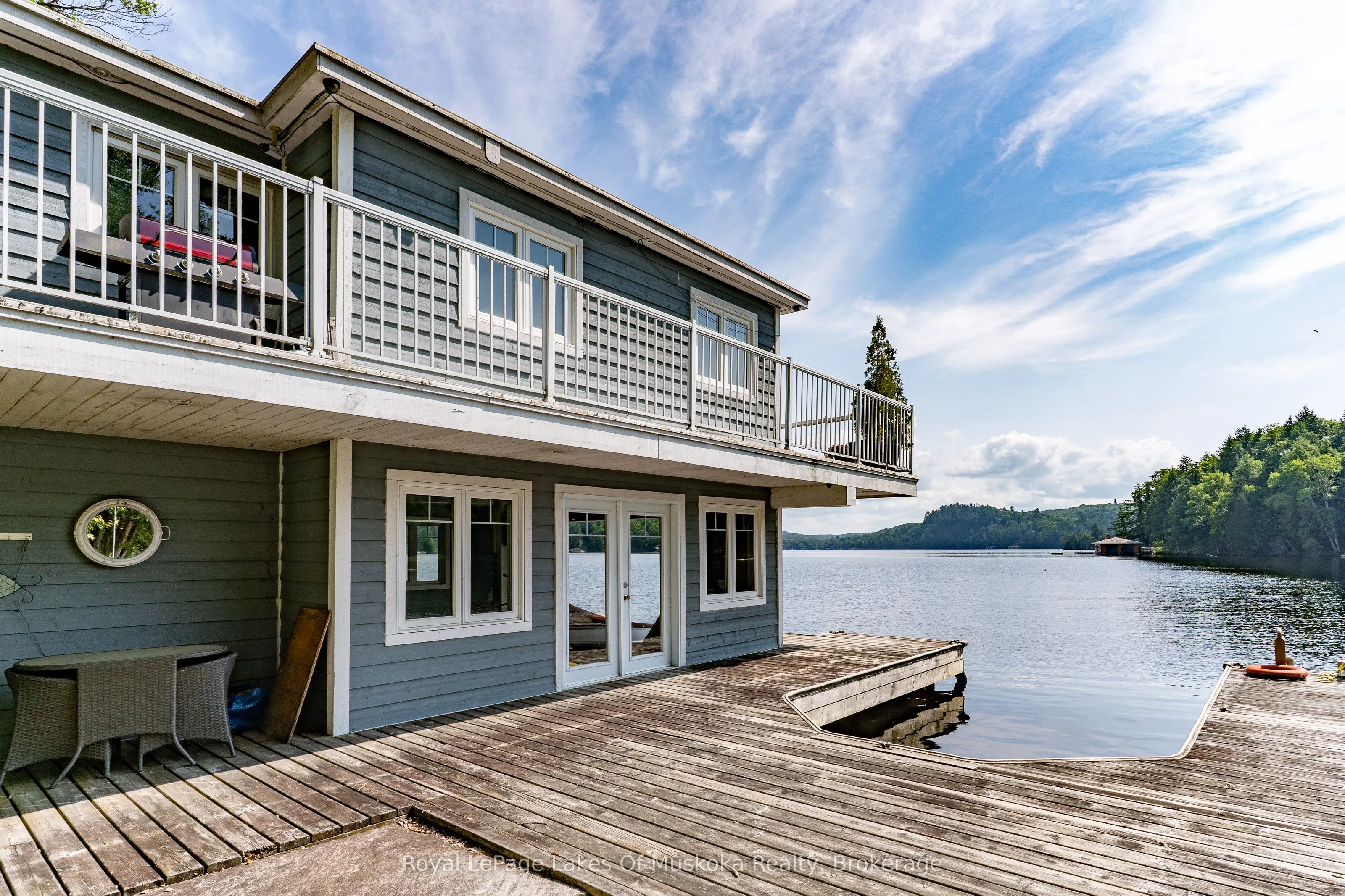 1024/1025 White Pines Road