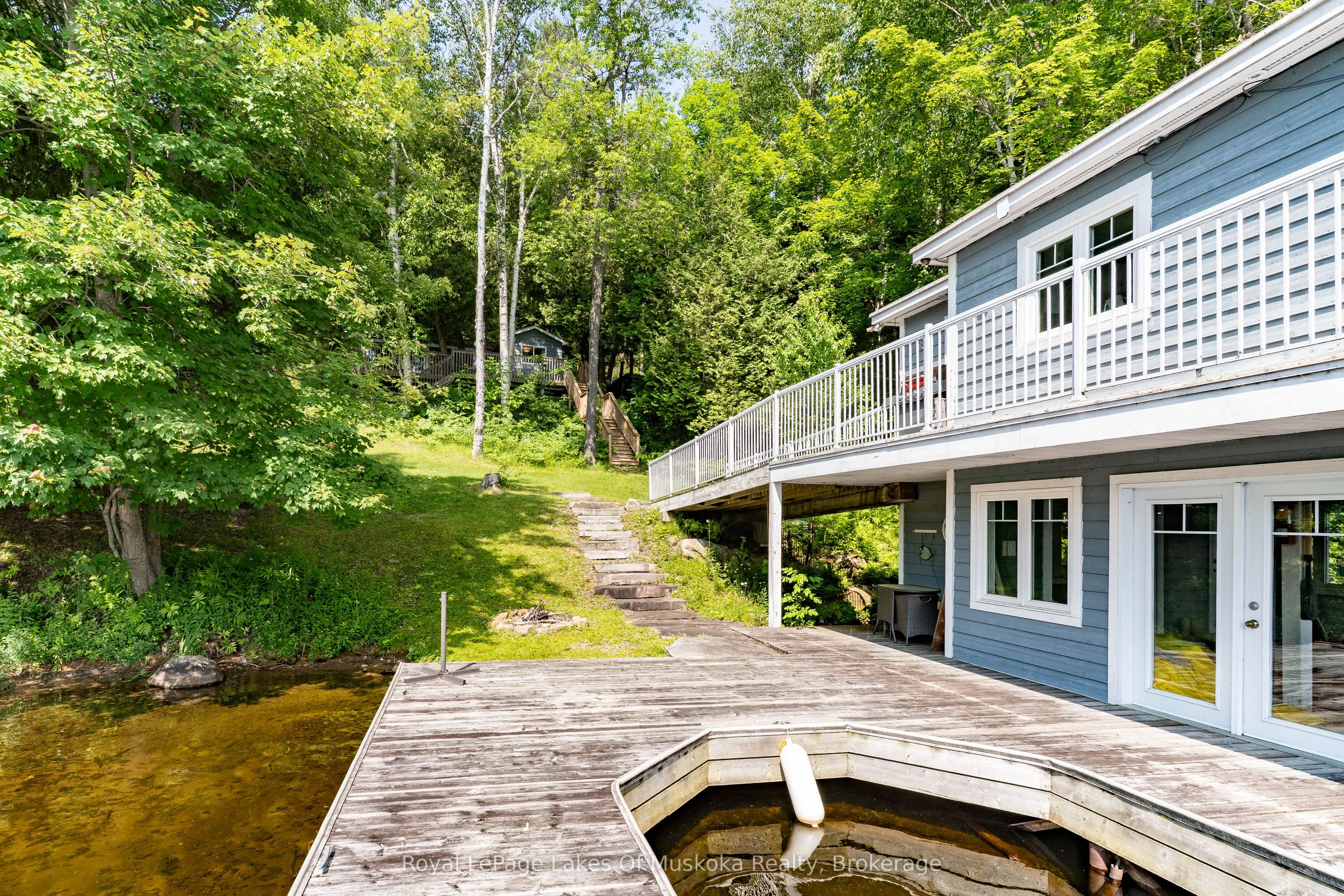 1024/1025 White Pines Road