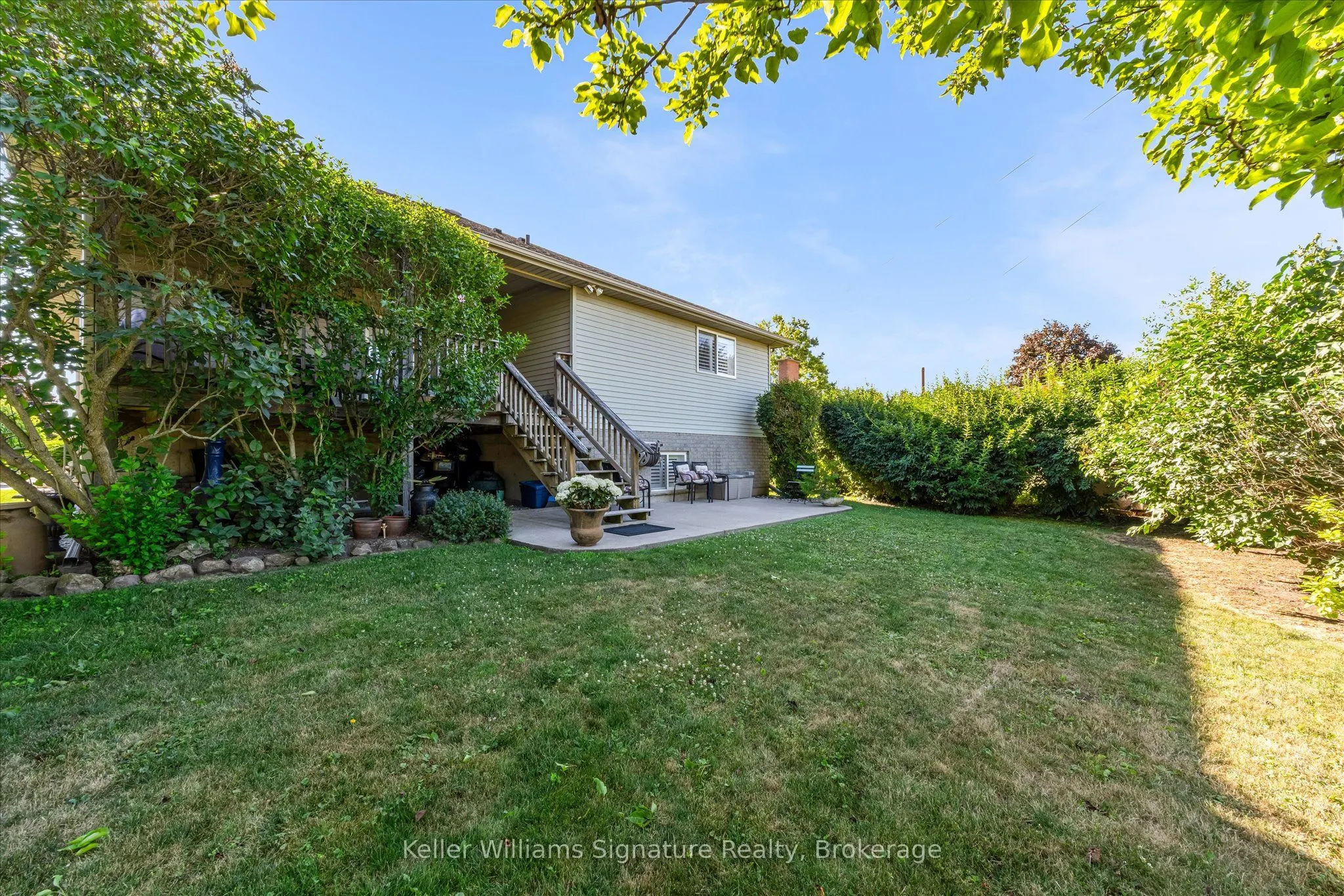279 Knoll Street
