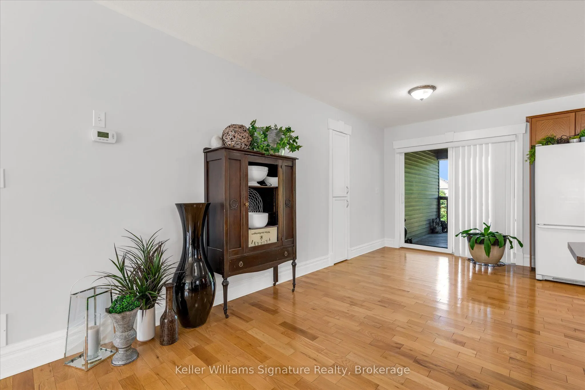 279 Knoll Street