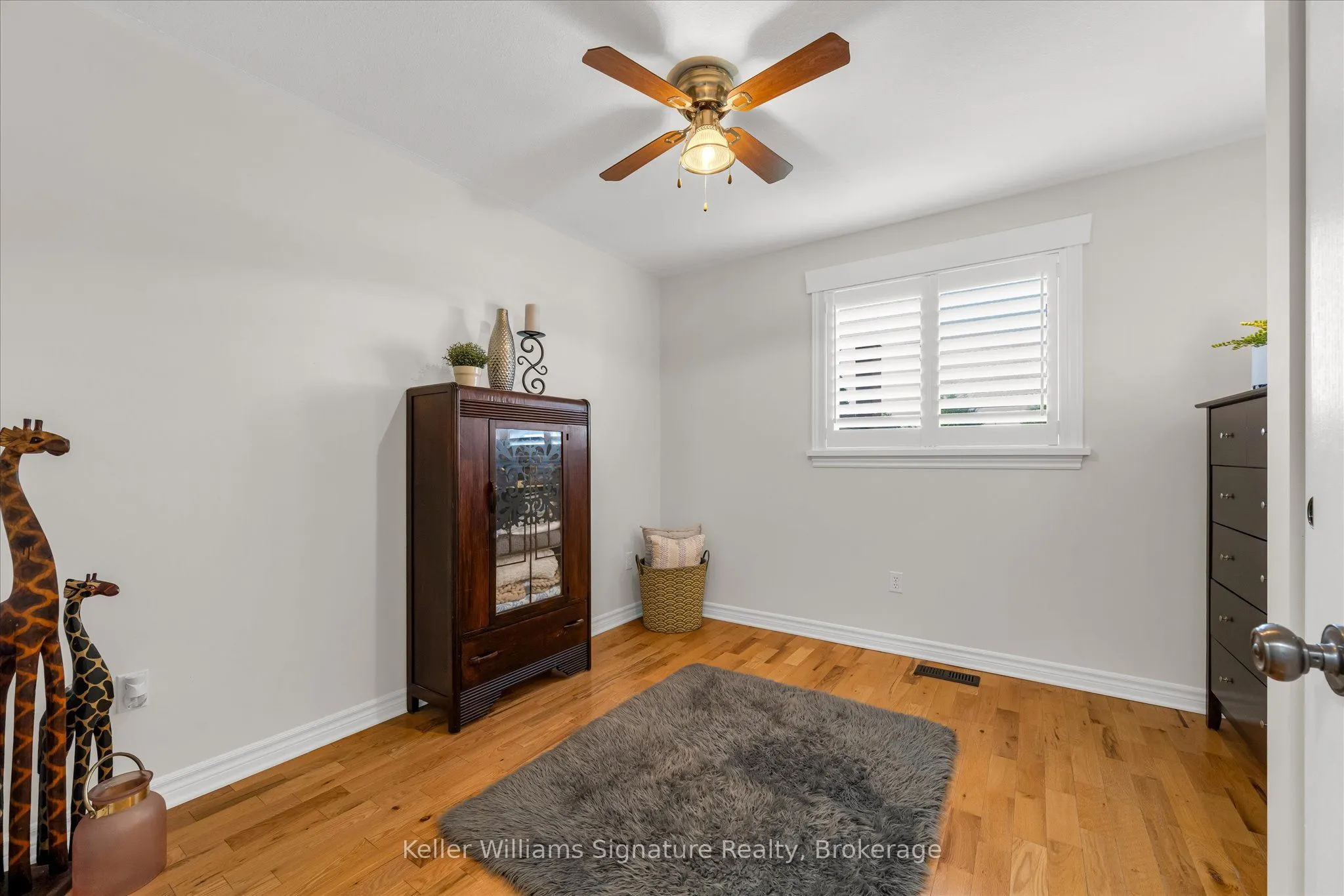 279 Knoll Street