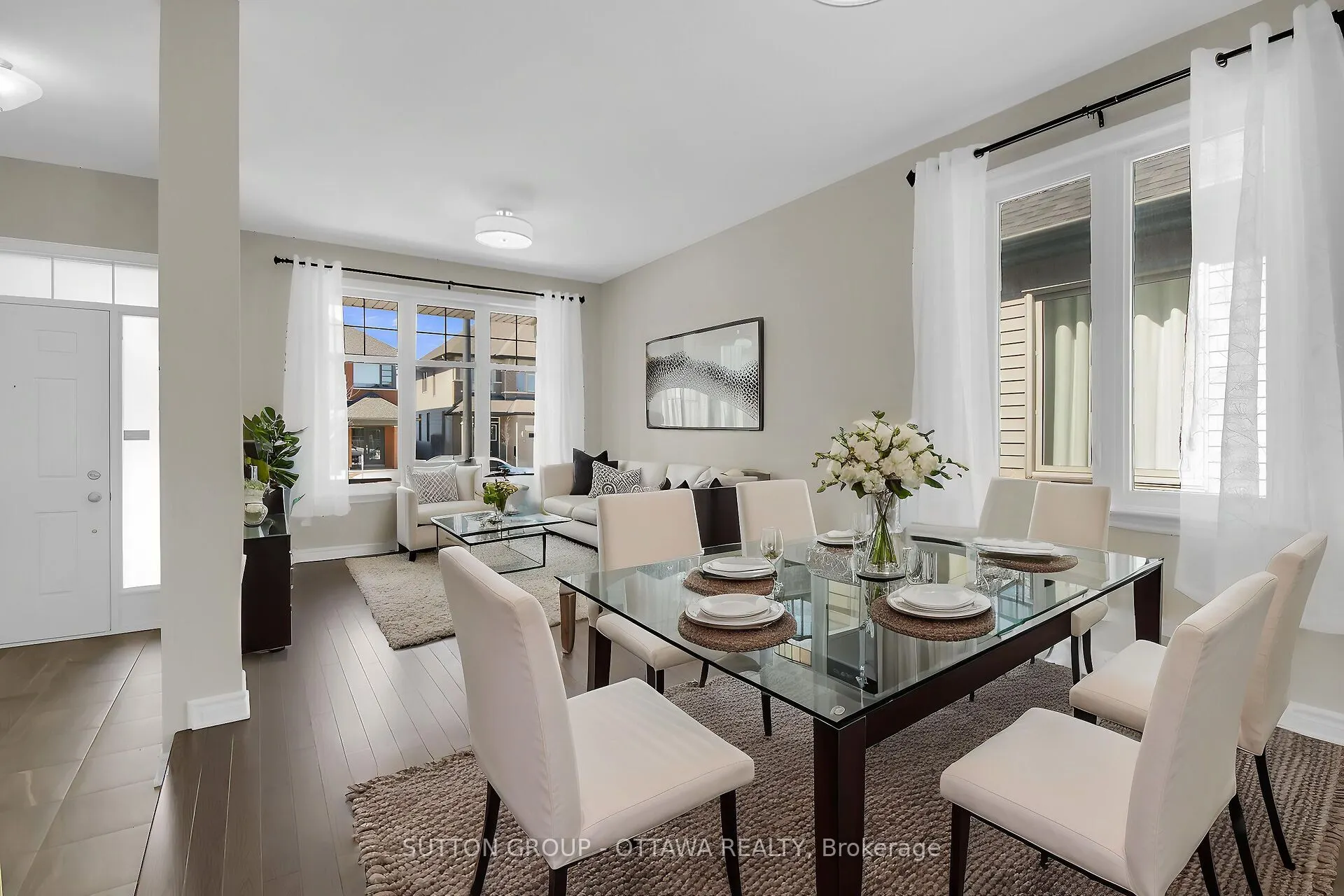 809 Carnelian Crescent