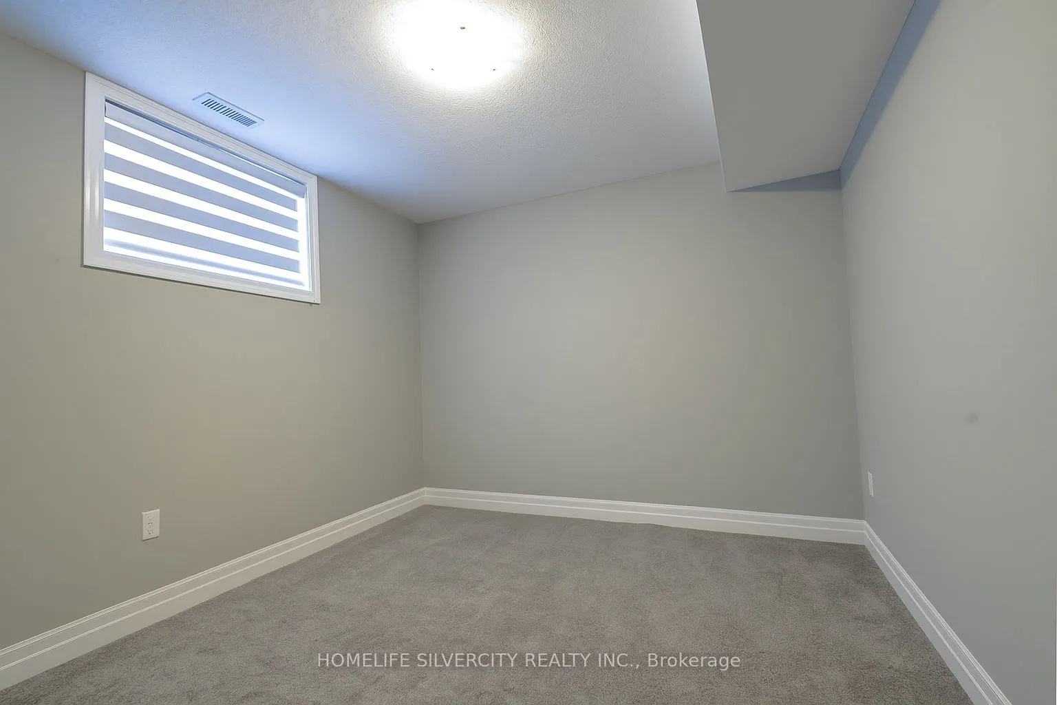 24 Winchester Crescent