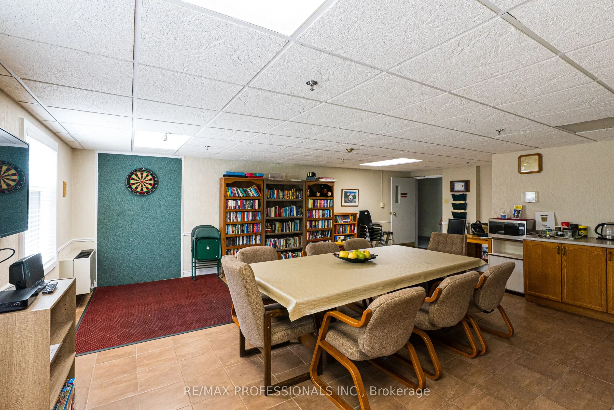 9 Bonheur Court #905