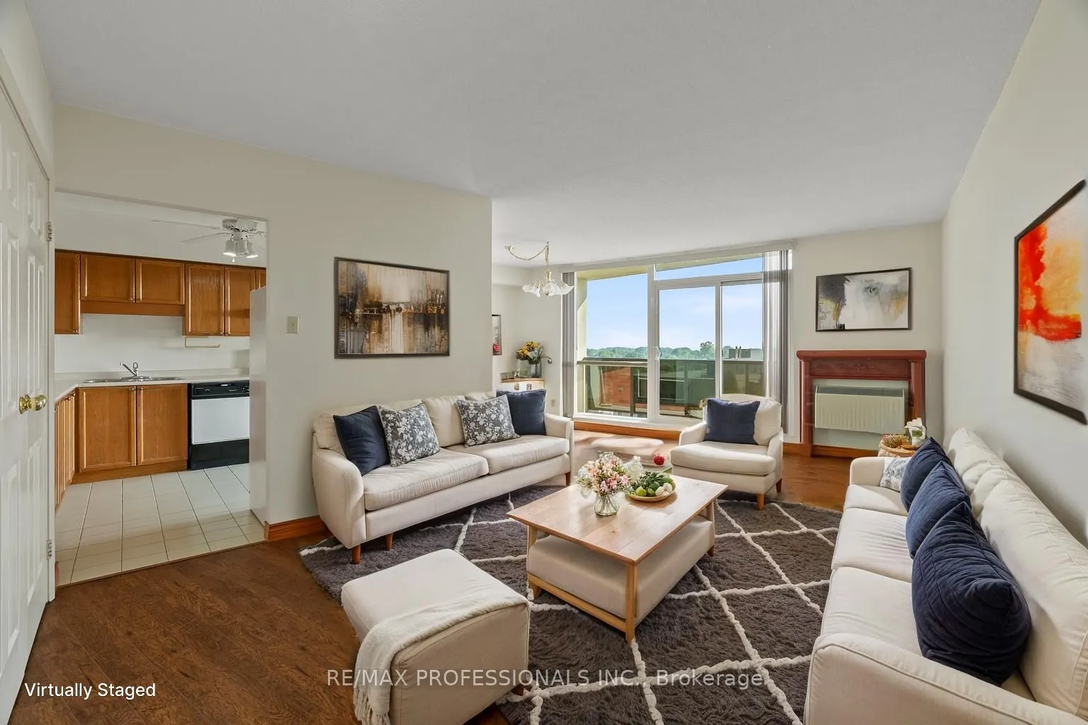 9 Bonheur Court #905