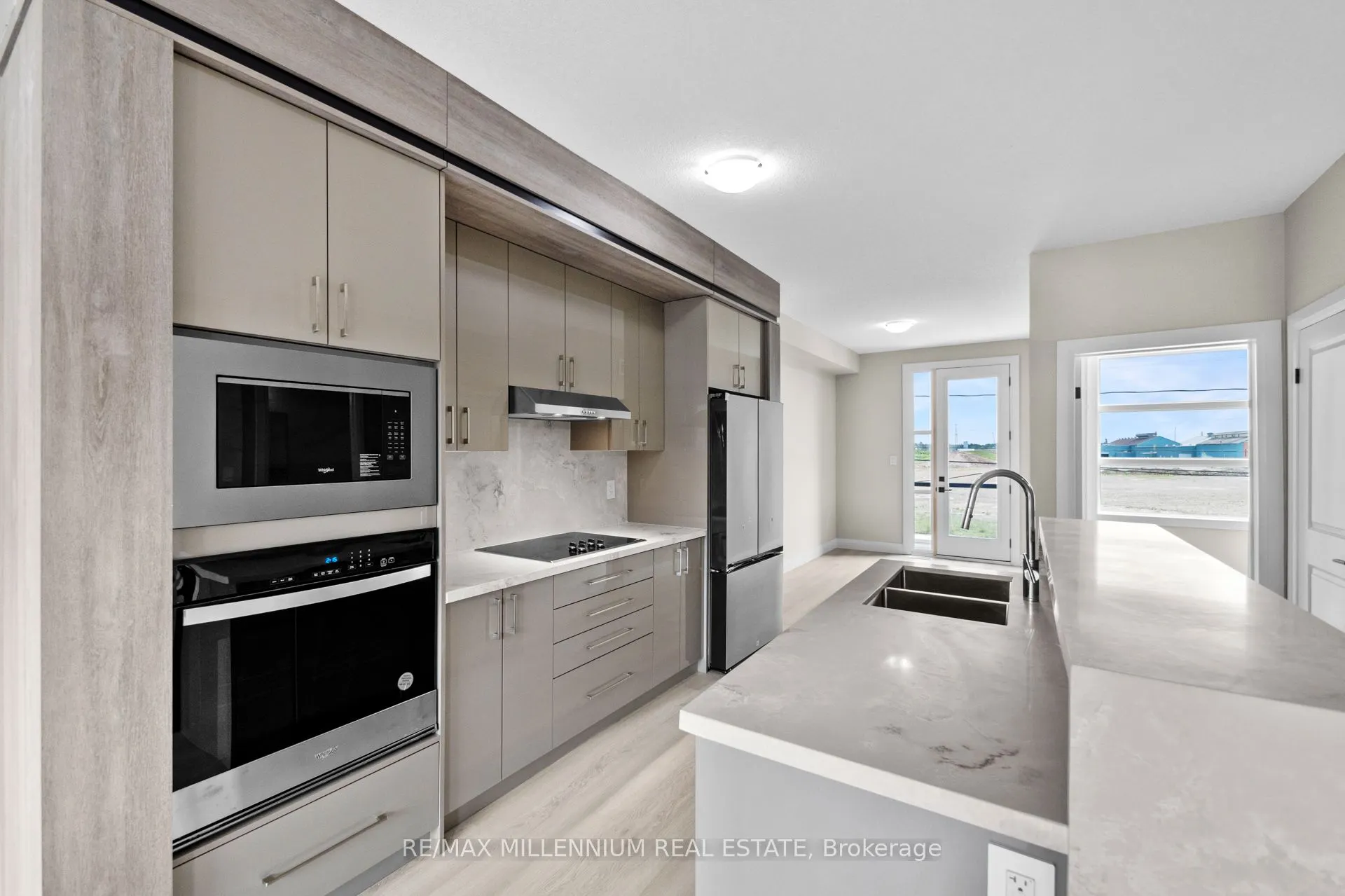 21 Warren Trail
