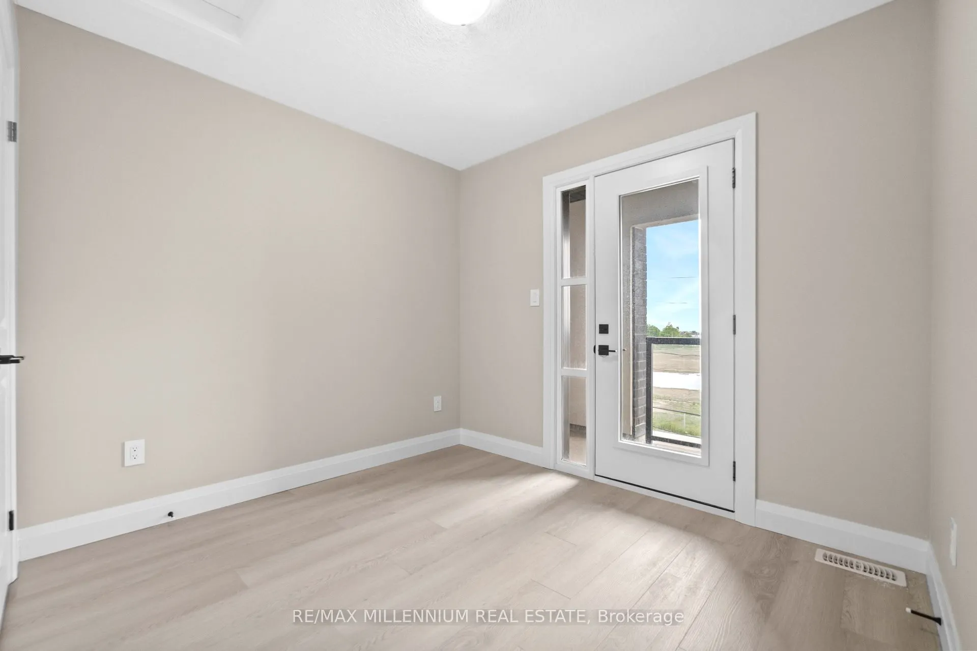 21 Warren Trail
