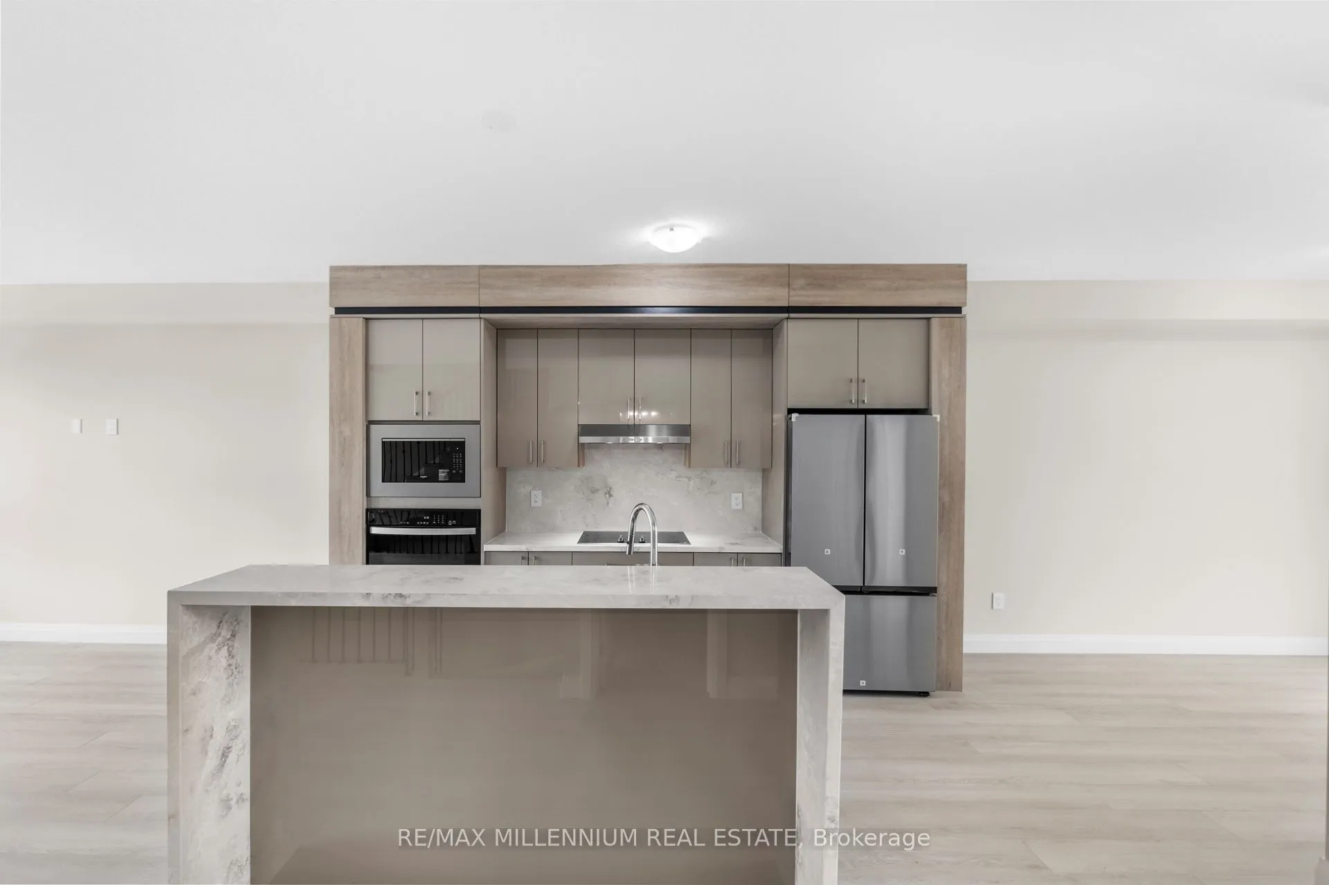 21 Warren Trail