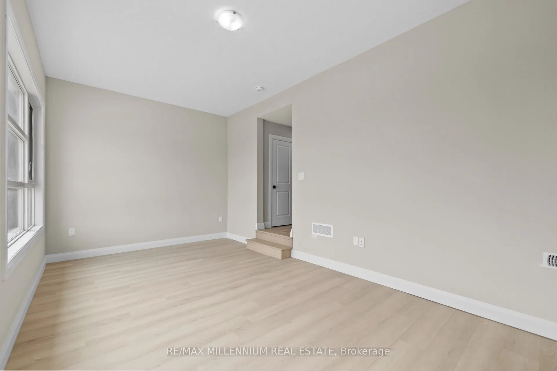 21 Warren Trail
