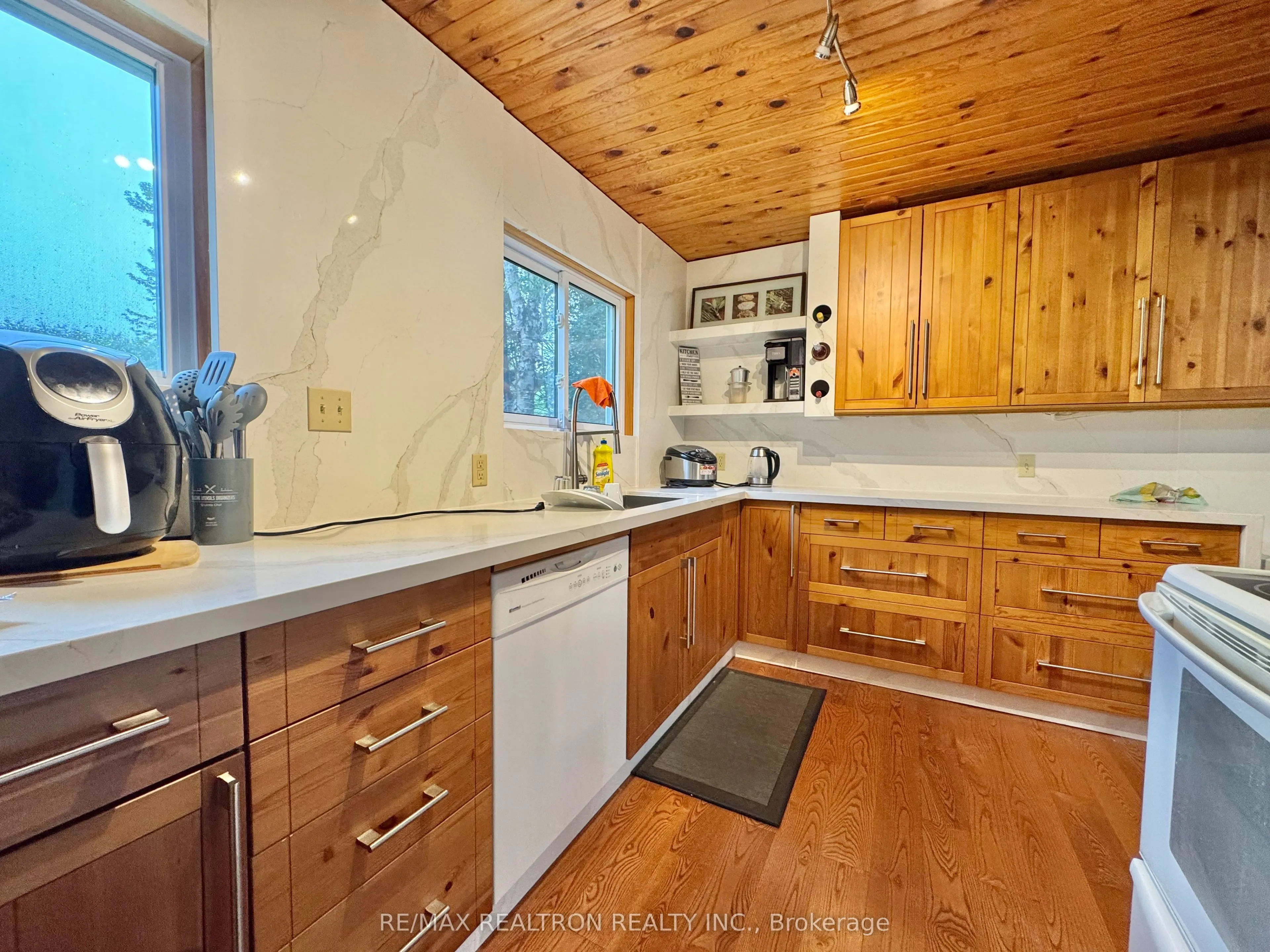 380 BEAVER Lane