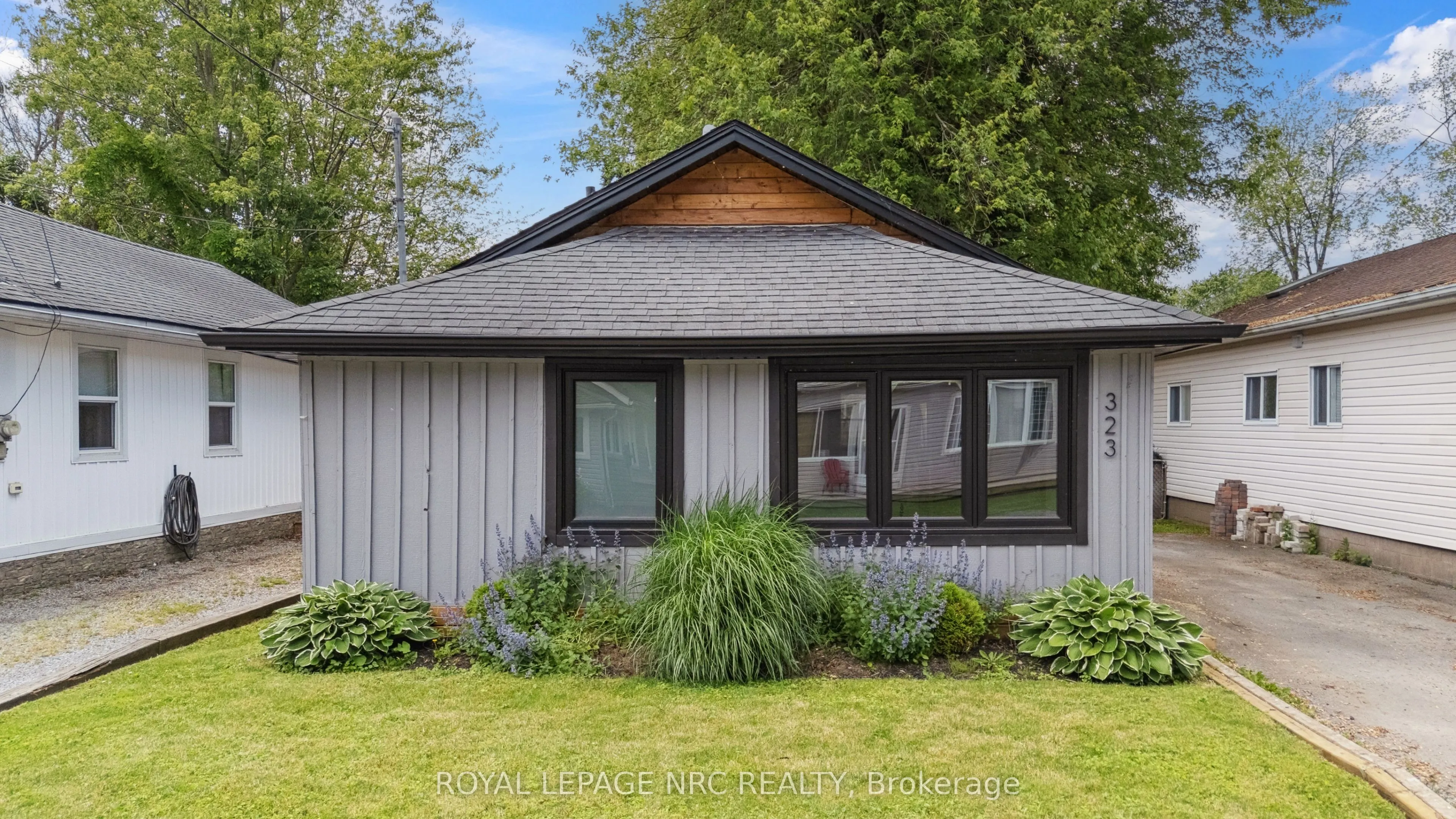323 Oxford Avenue
