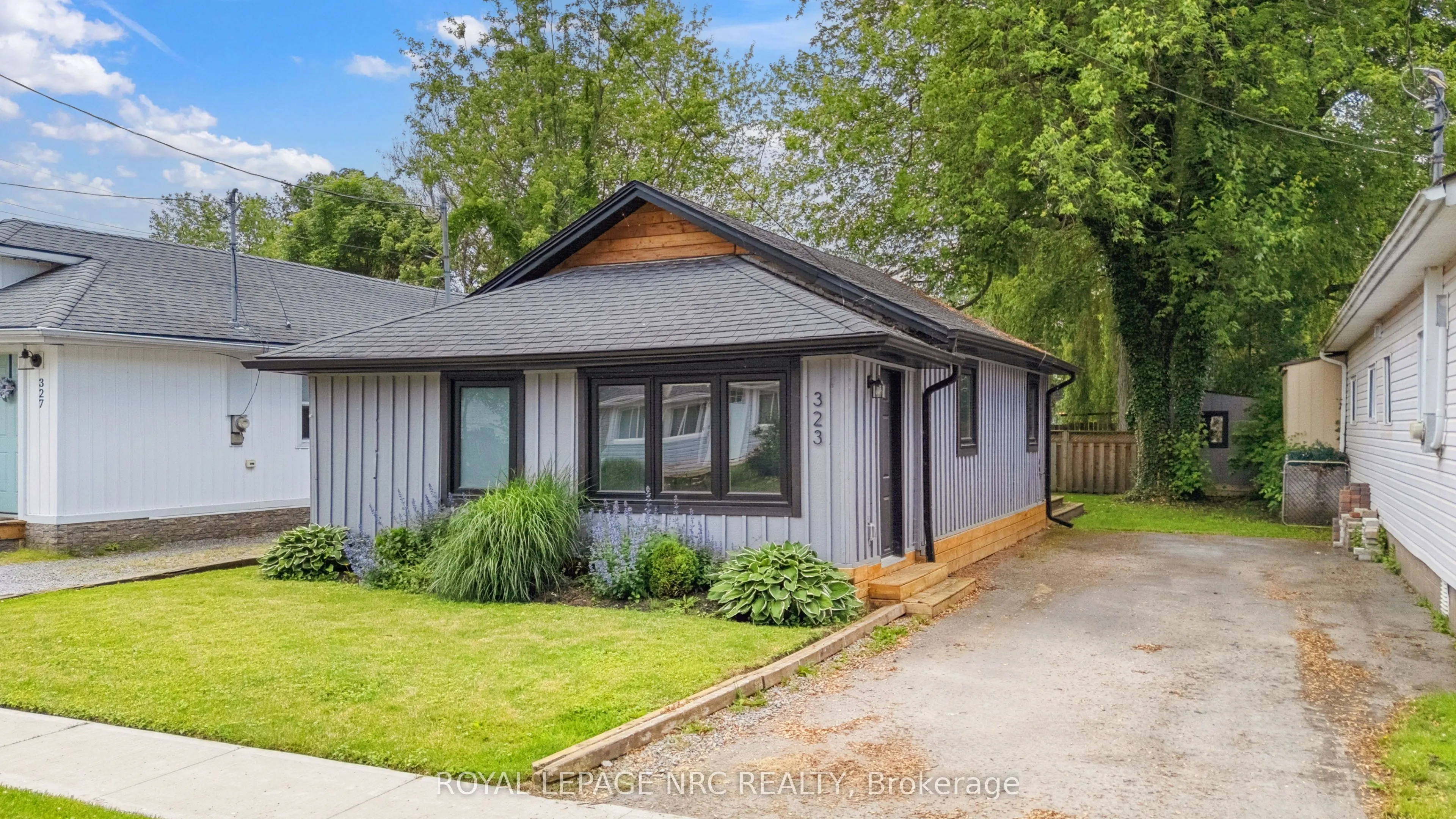 323 Oxford Avenue