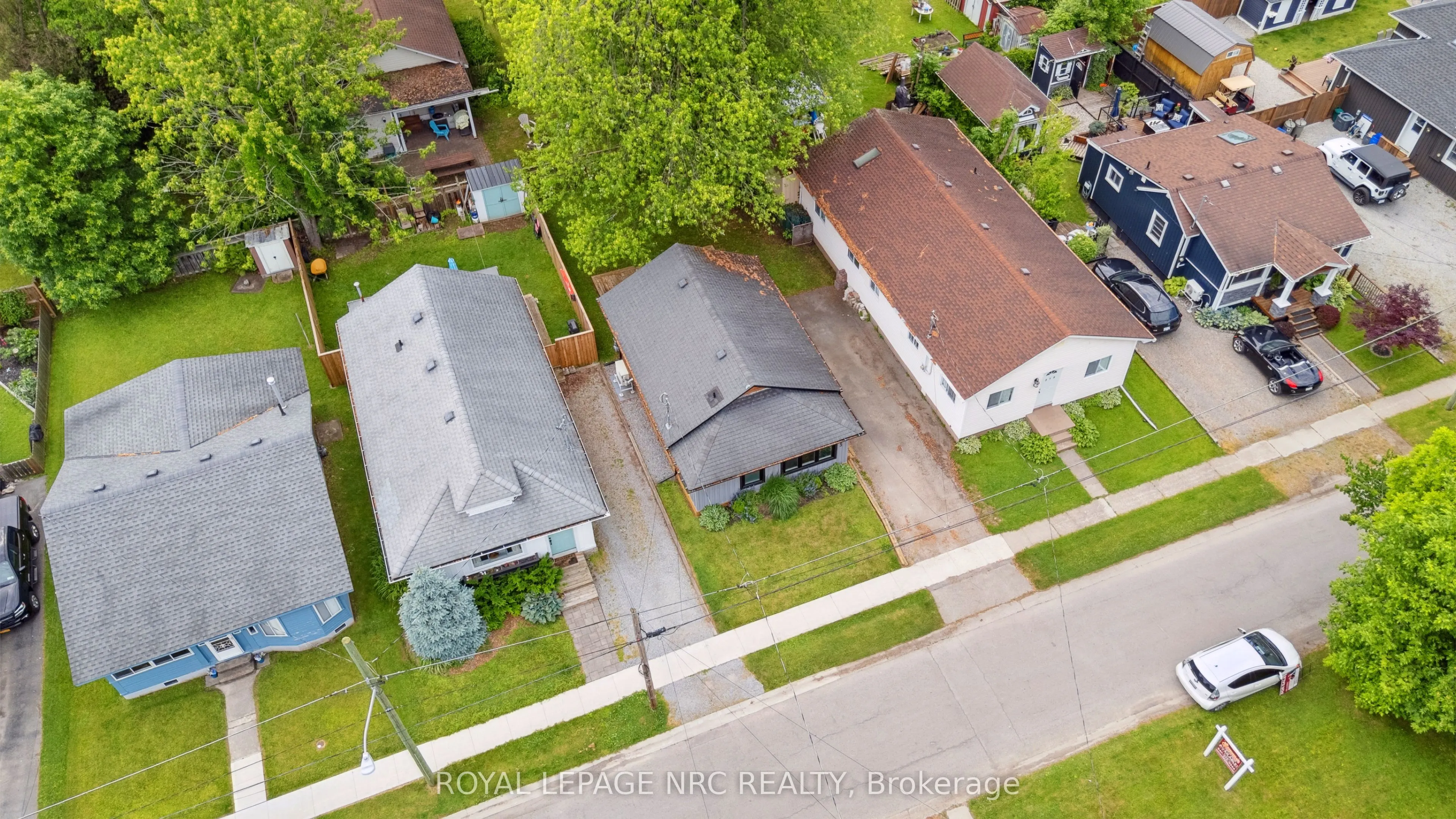 323 Oxford Avenue