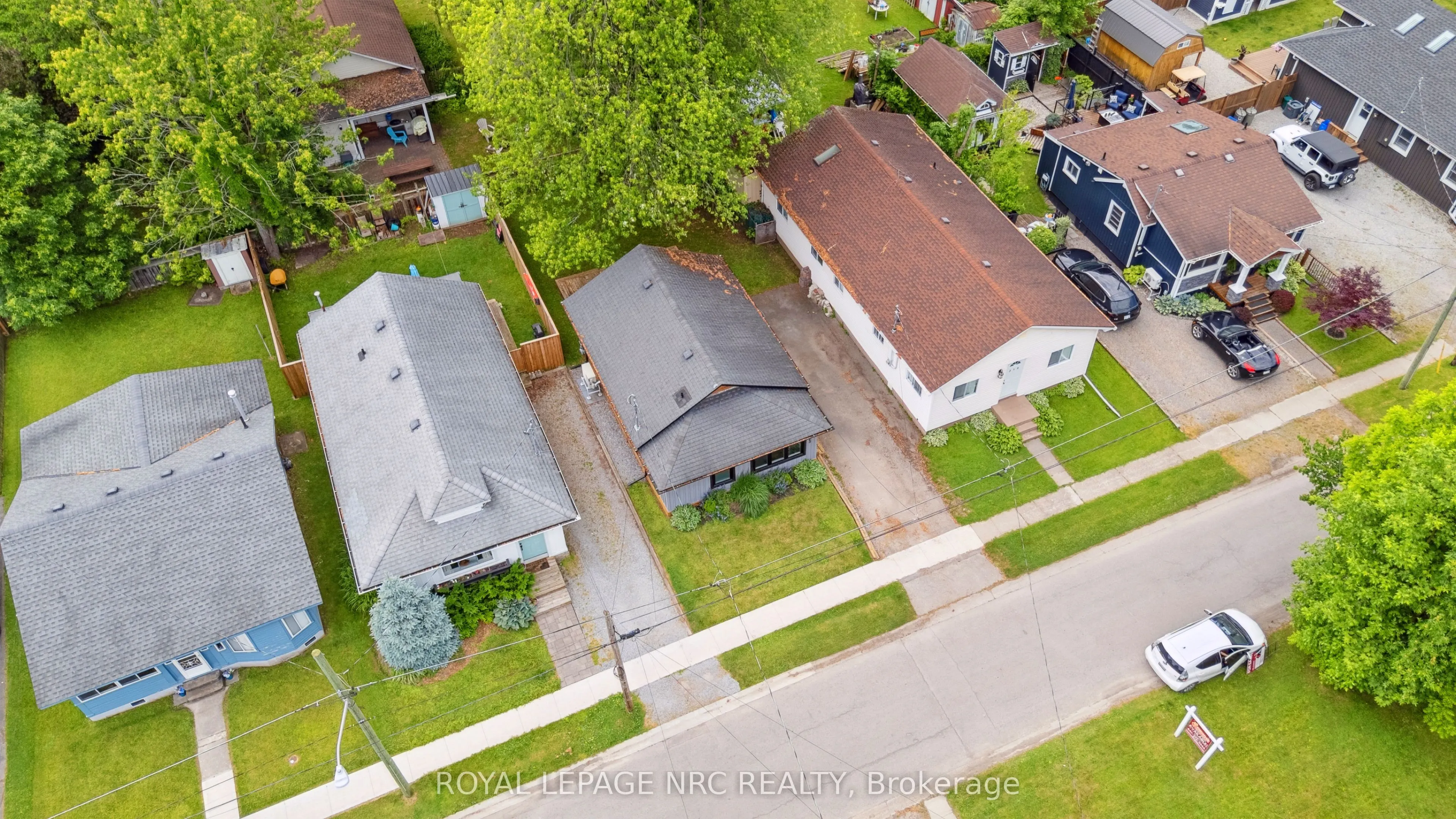 323 Oxford Avenue