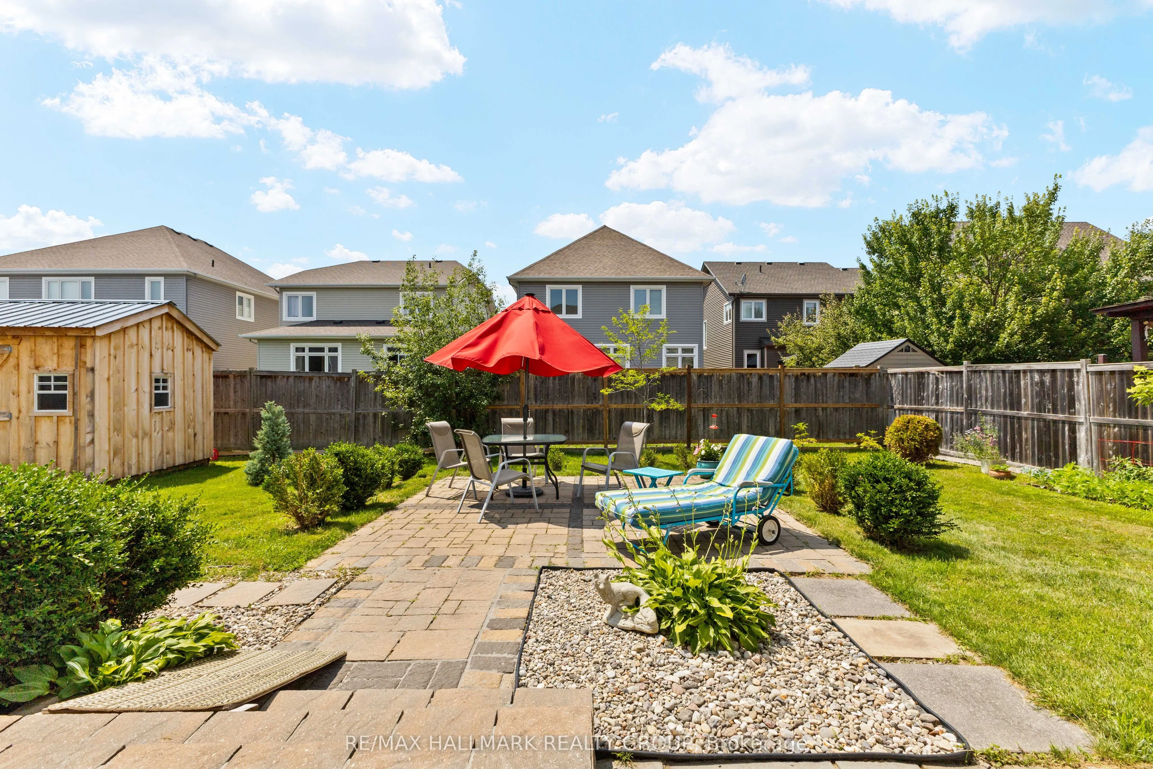 112 Gracewood Crescent