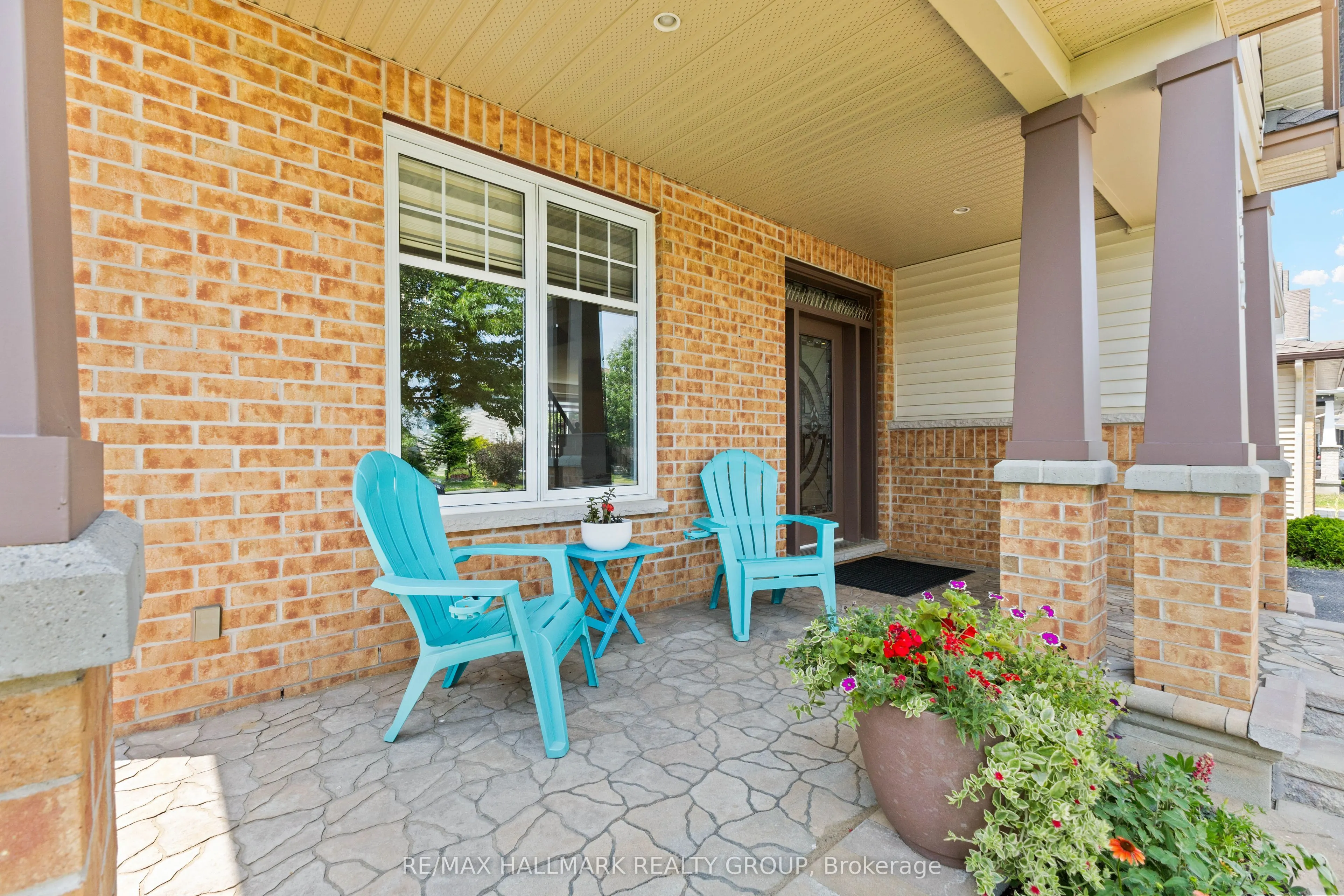112 Gracewood Crescent