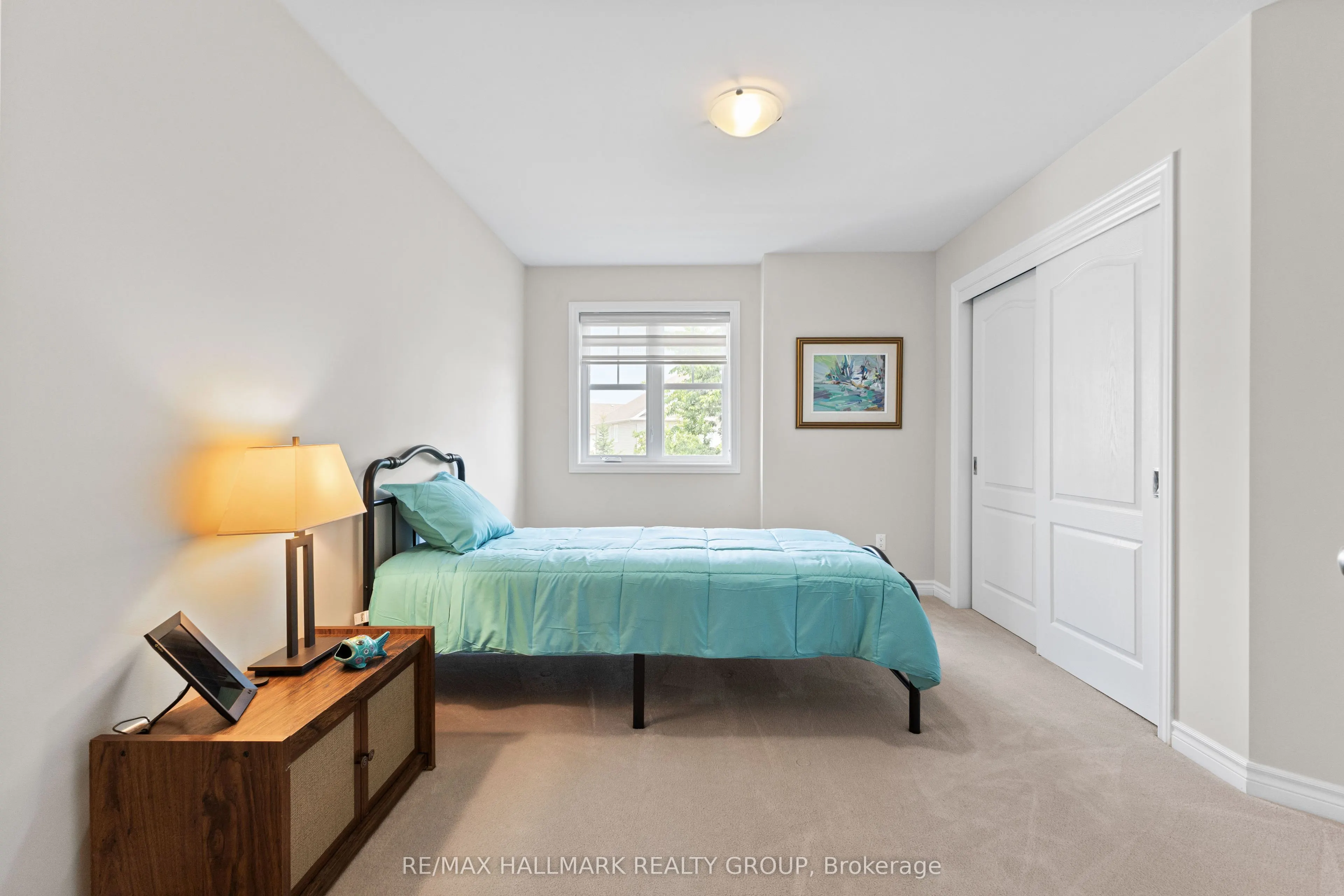 112 Gracewood Crescent