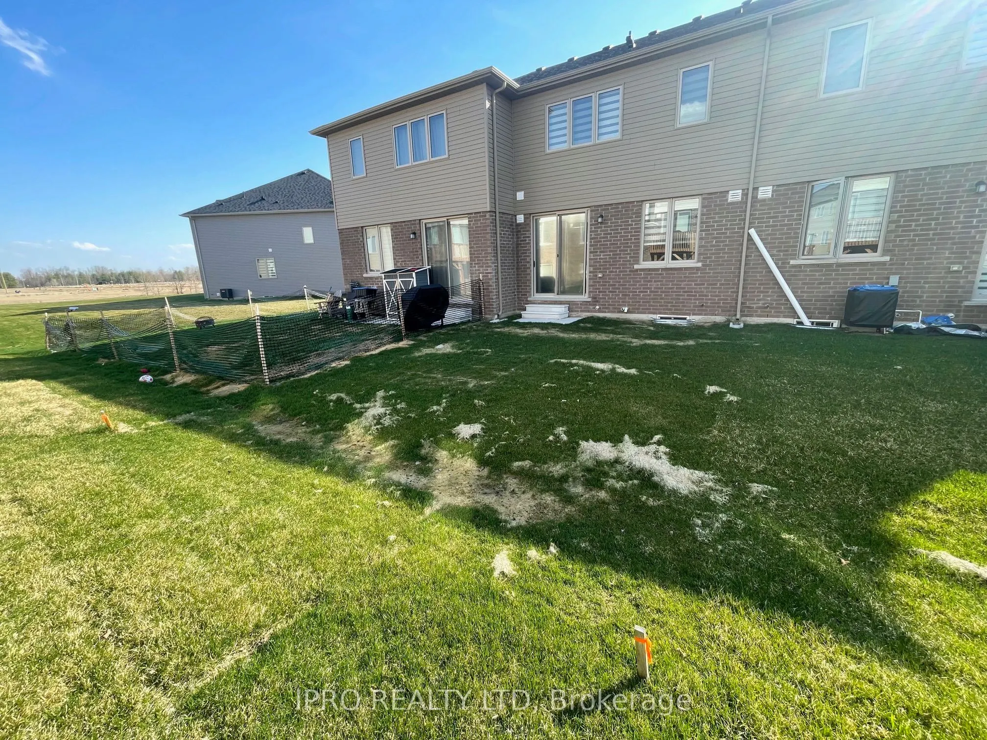 48 Edminston Drive
