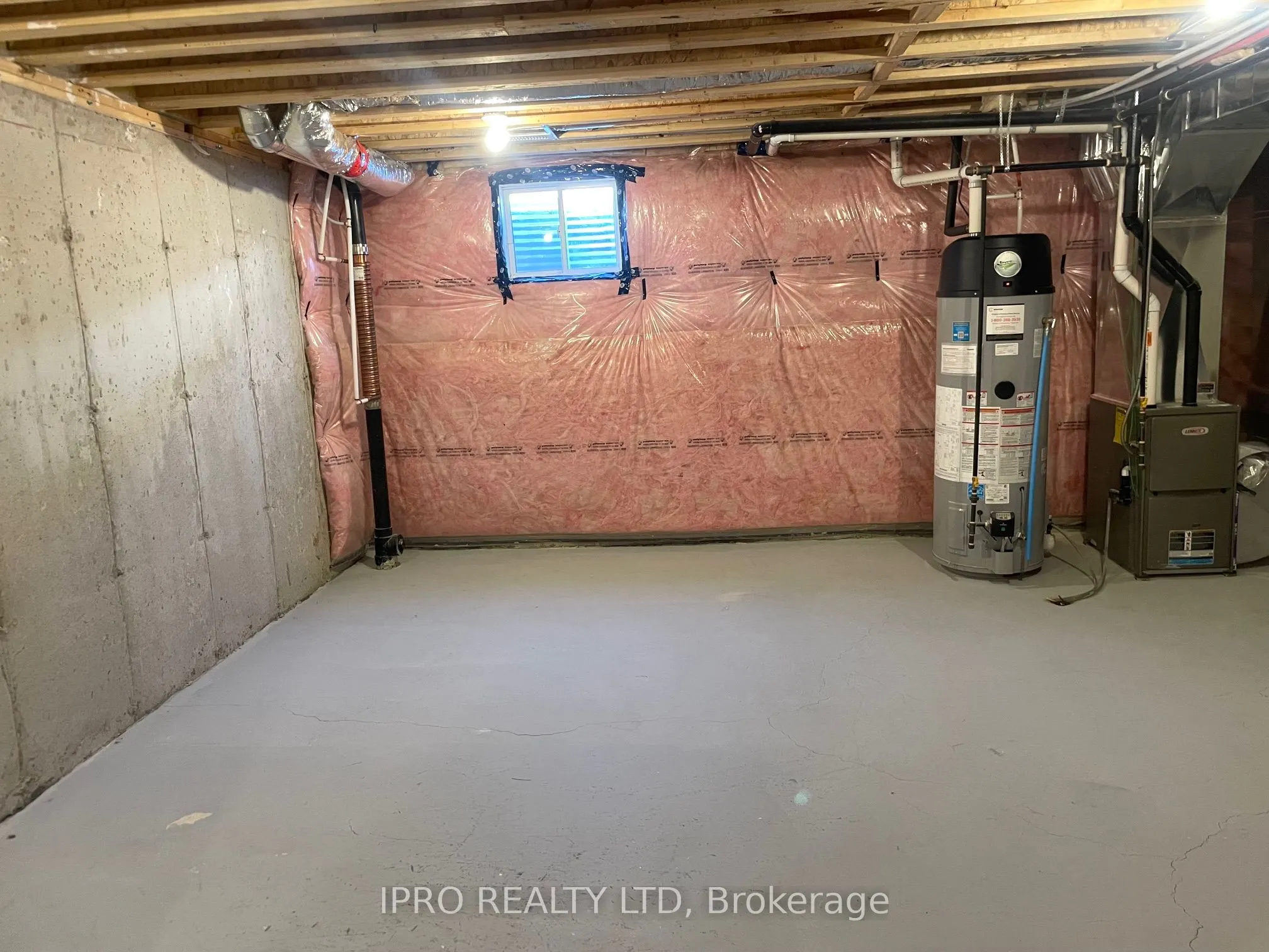 48 Edminston Drive