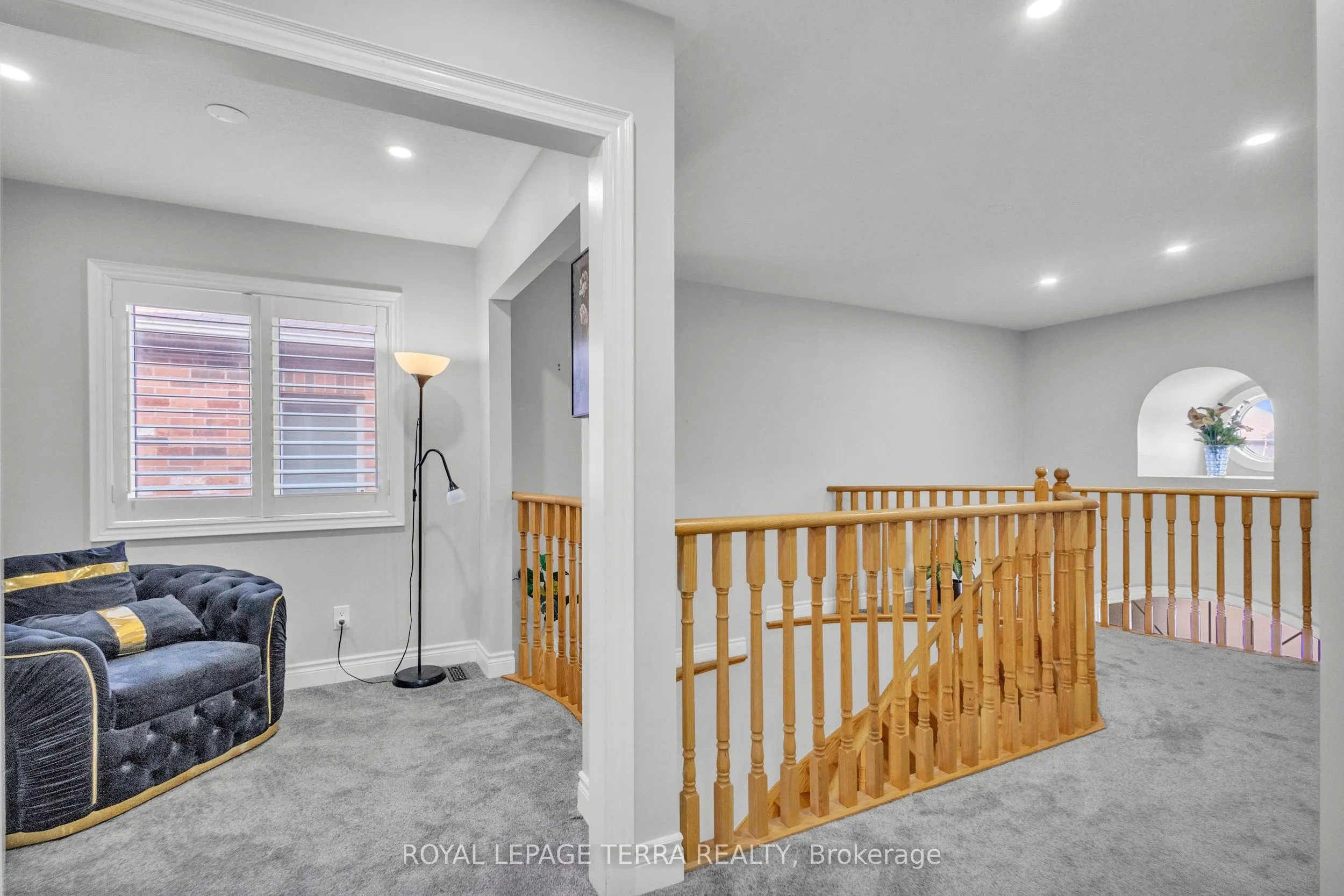 584 Pinery Trail