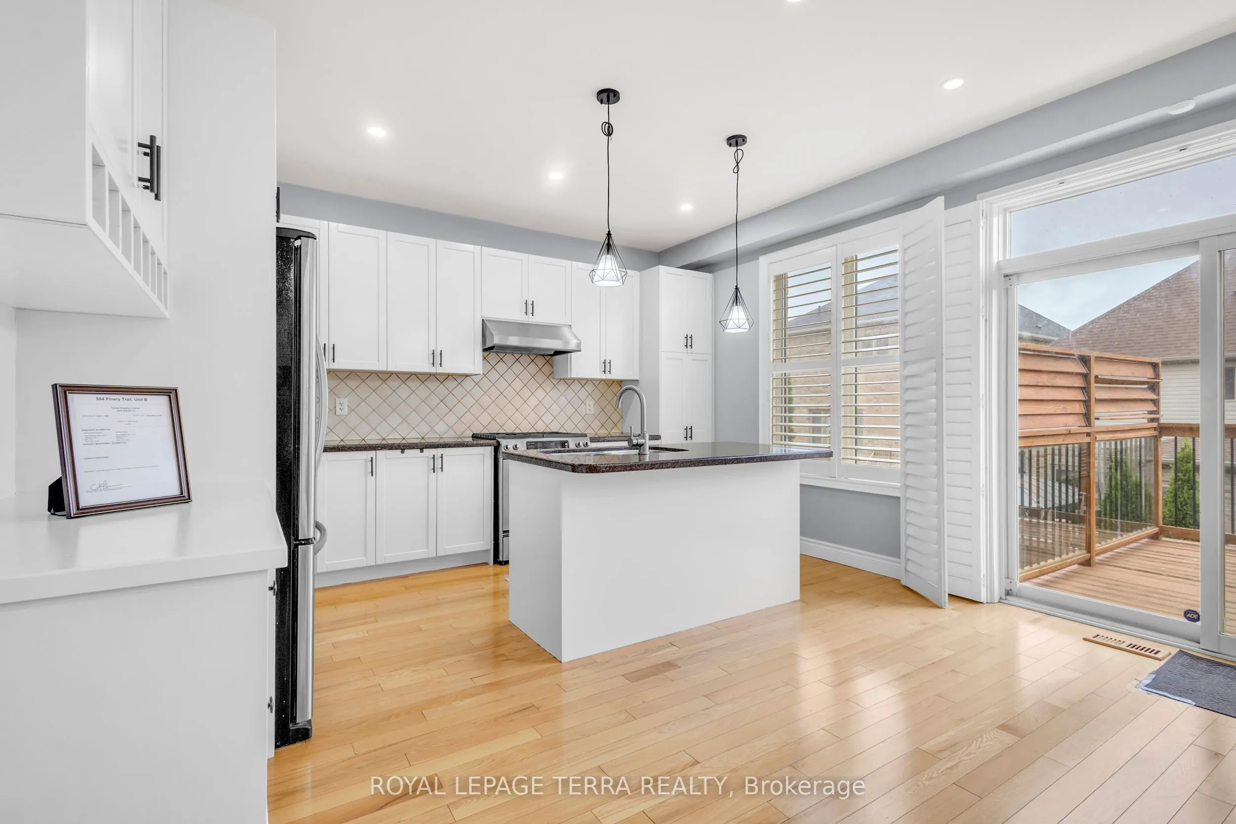 584 Pinery Trail