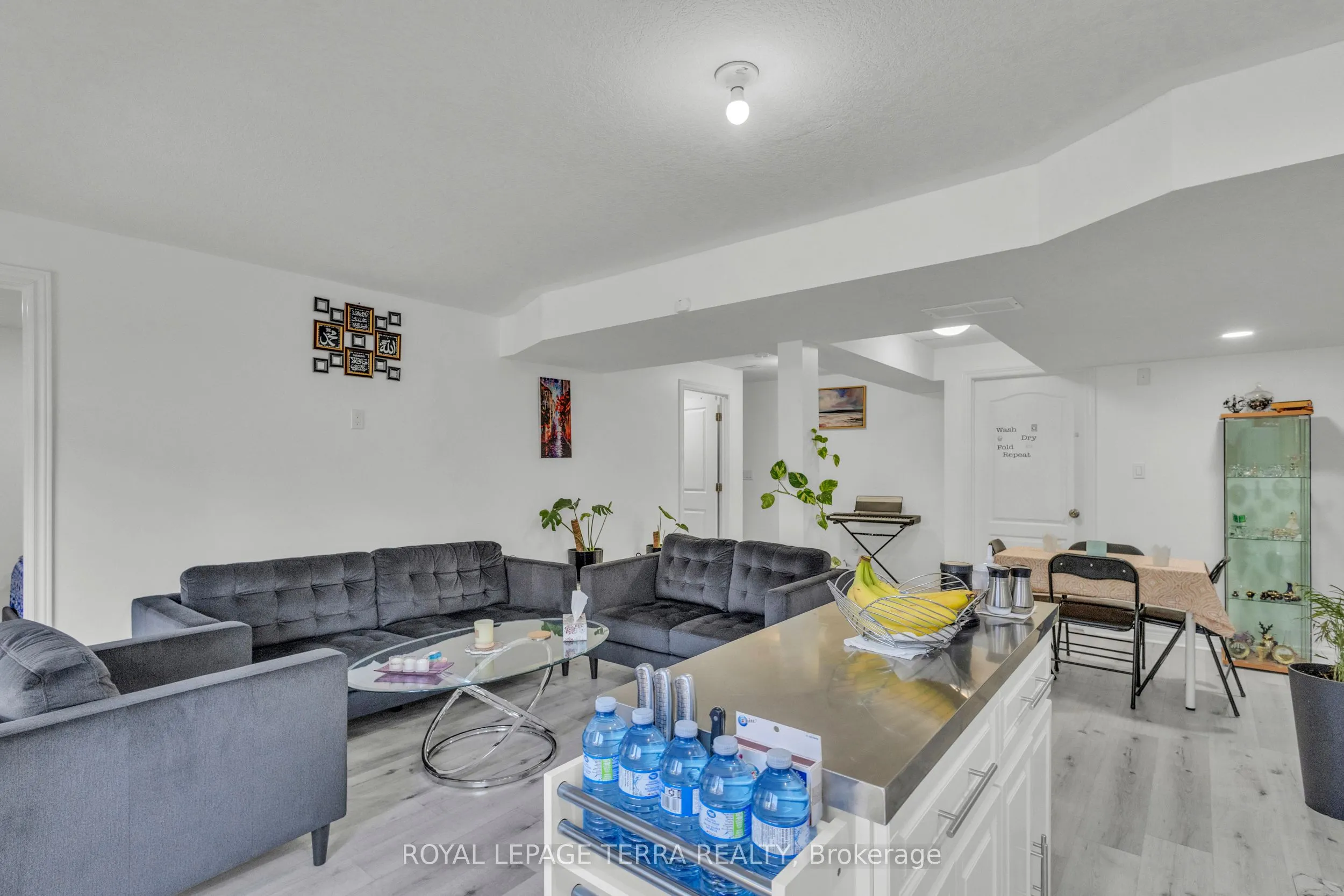 584 Pinery Trail